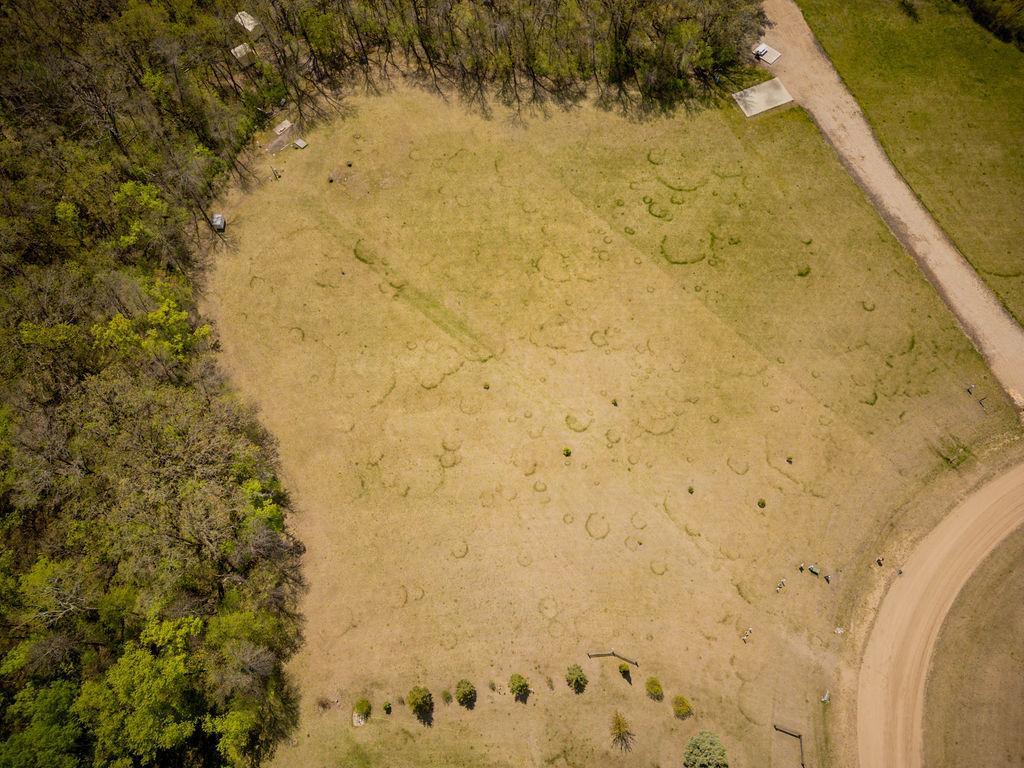 18080 Meadows Circle Property Photo 4