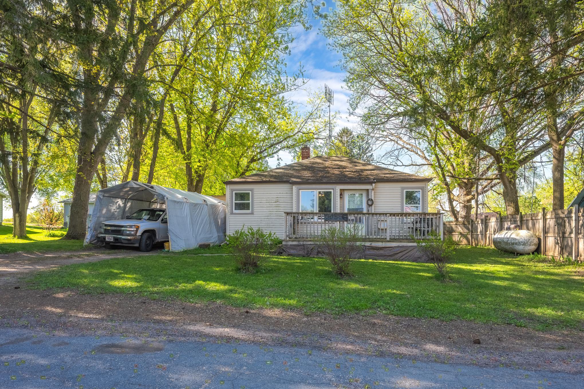 2703 157 Ave Property Photo 1