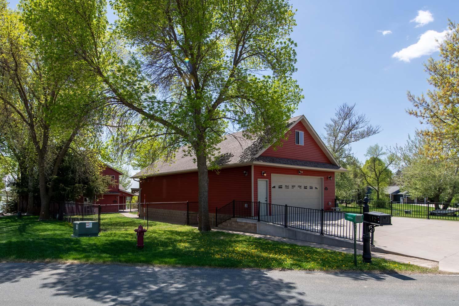 412 Doran Drive Property Photo 33