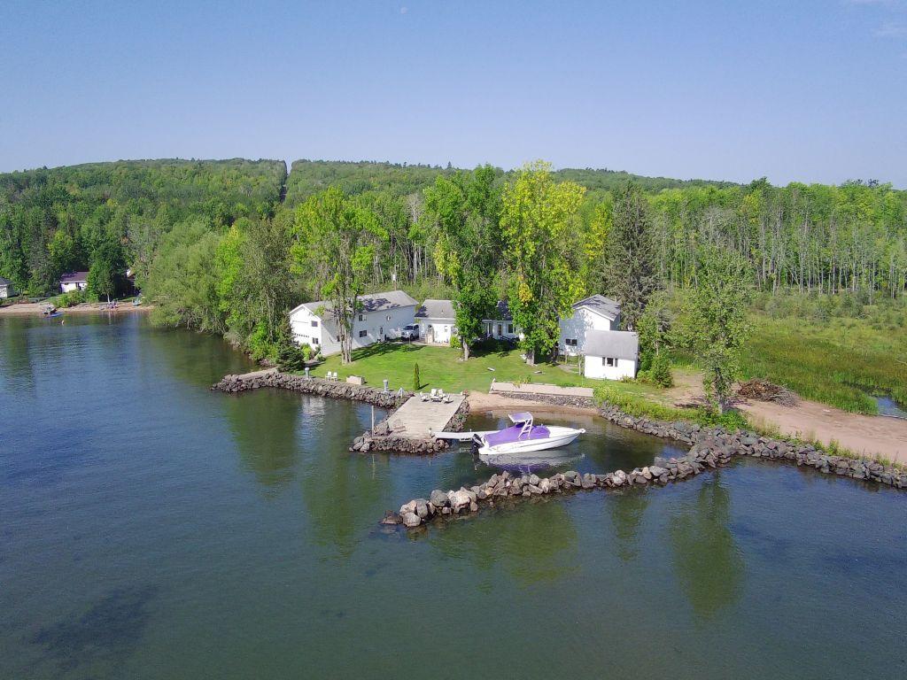 6431 Summit Avenue Property Photo 2