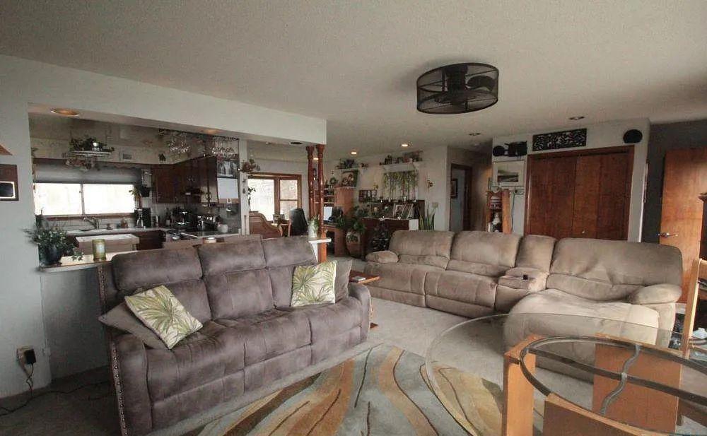 6431 Summit Avenue Property Photo 21