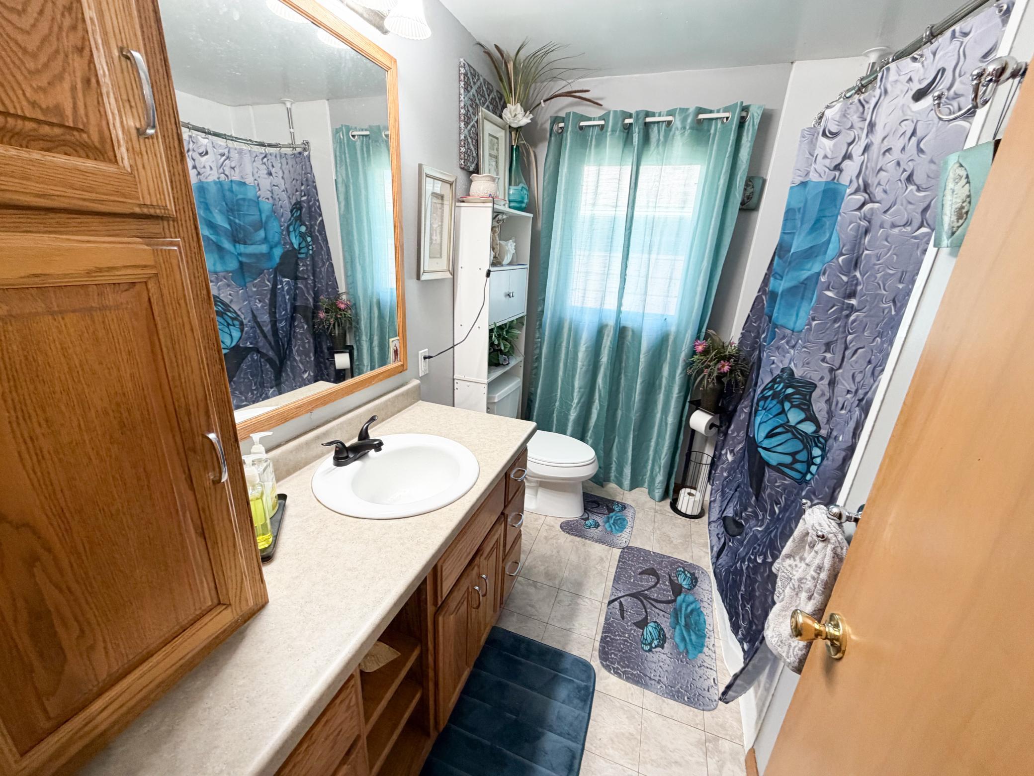 810 8th Avenue Property Photo 34