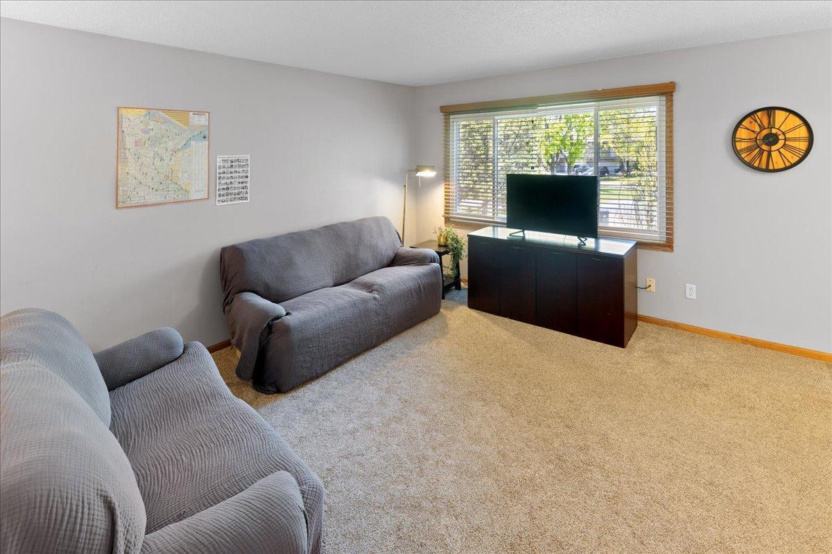 14727 94th Place N Property Photo 8