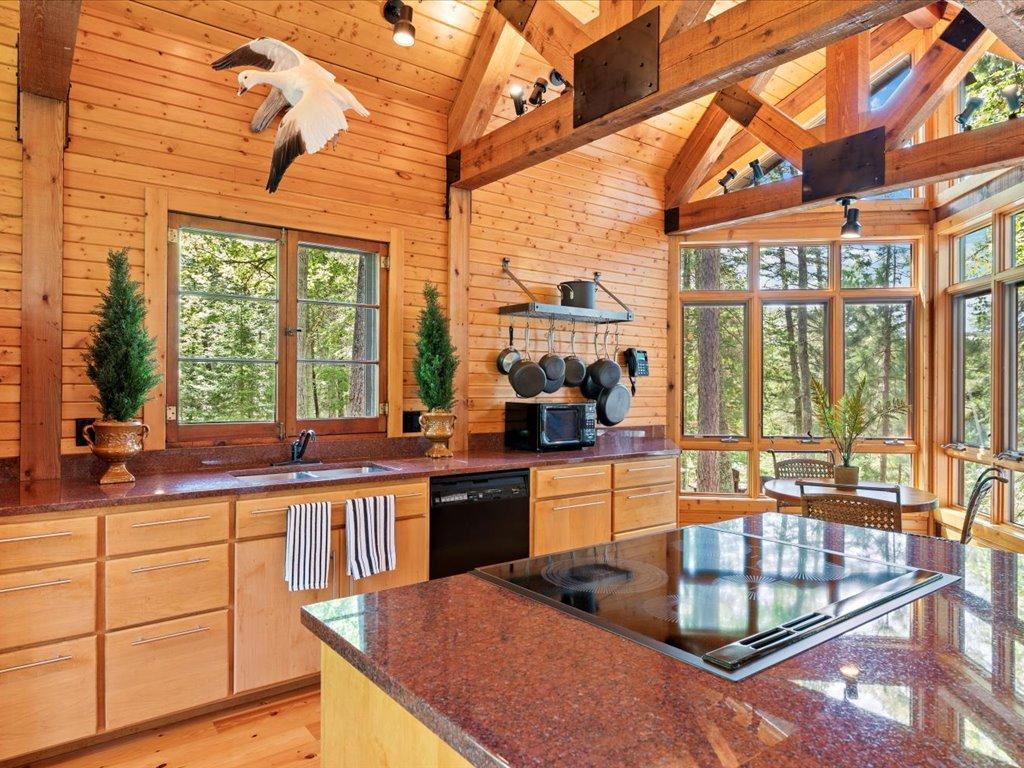 1227 Sunset Hill Road Ne Property Photo 12