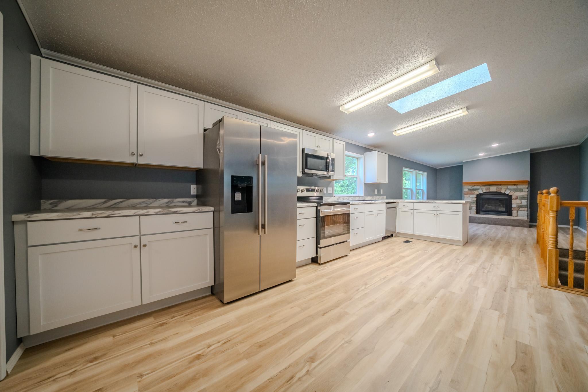 21852 Ginger Road Property Photo 5