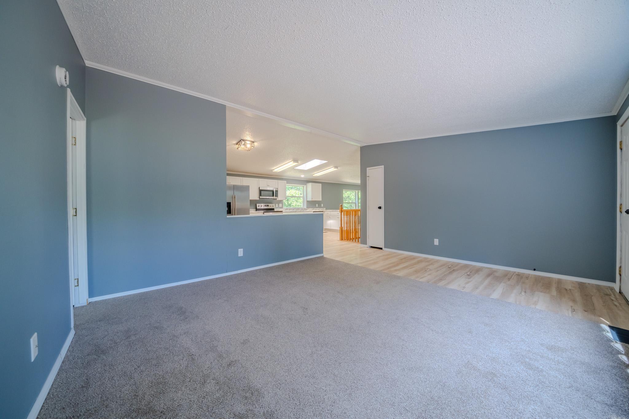 21852 Ginger Road Property Photo 8