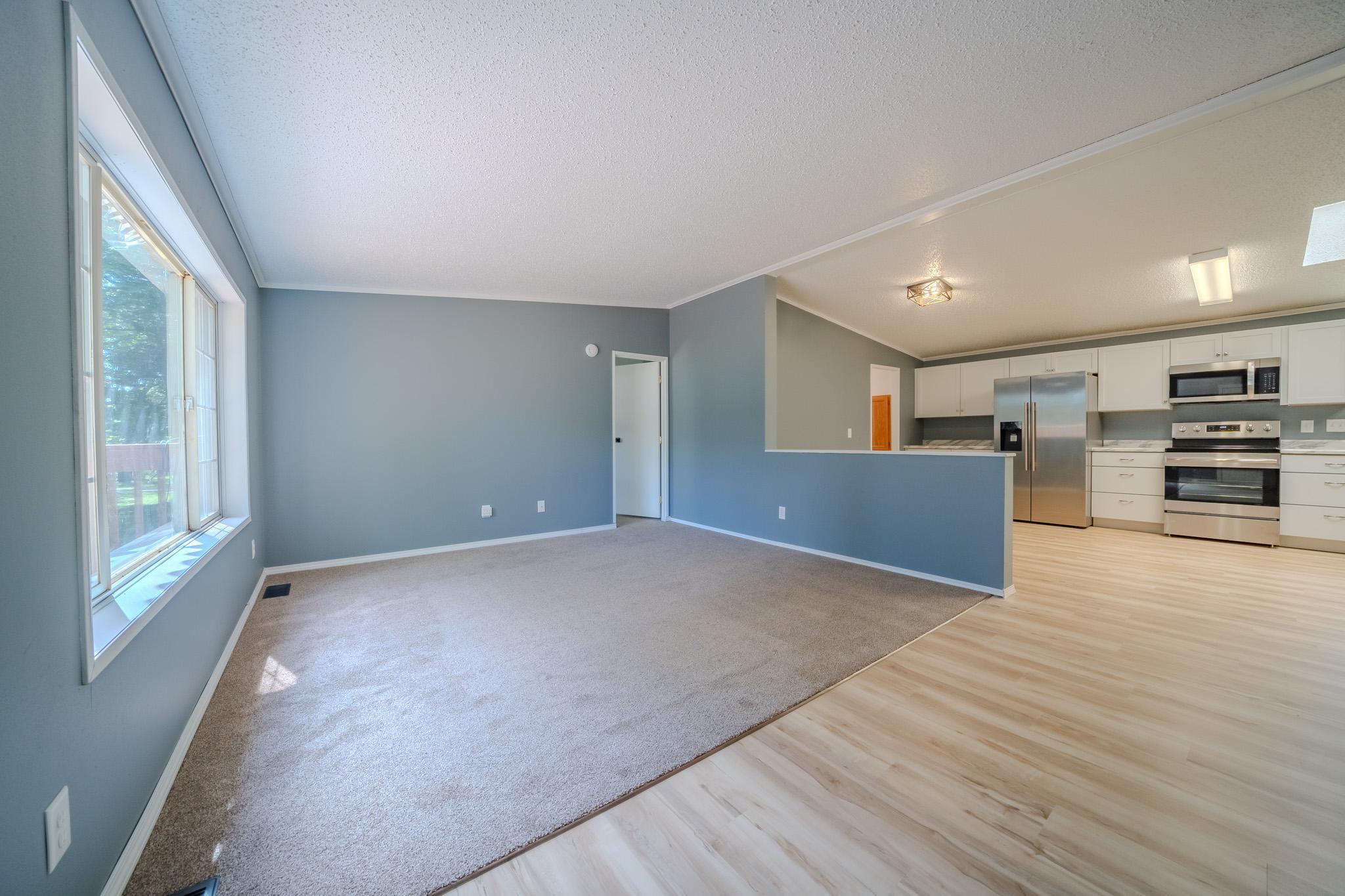 21852 Ginger Road Property Photo 9