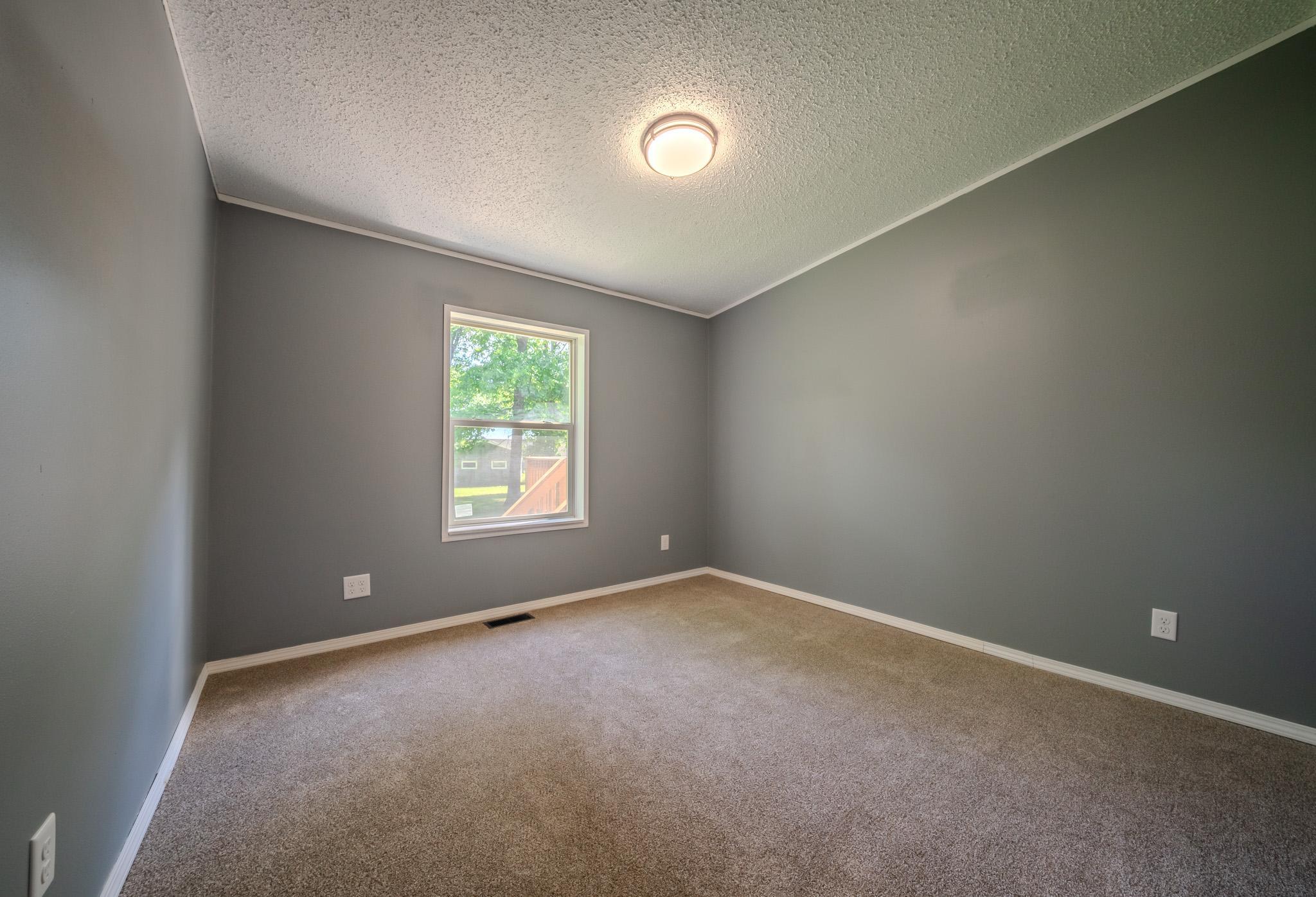 21852 Ginger Road Property Photo 13