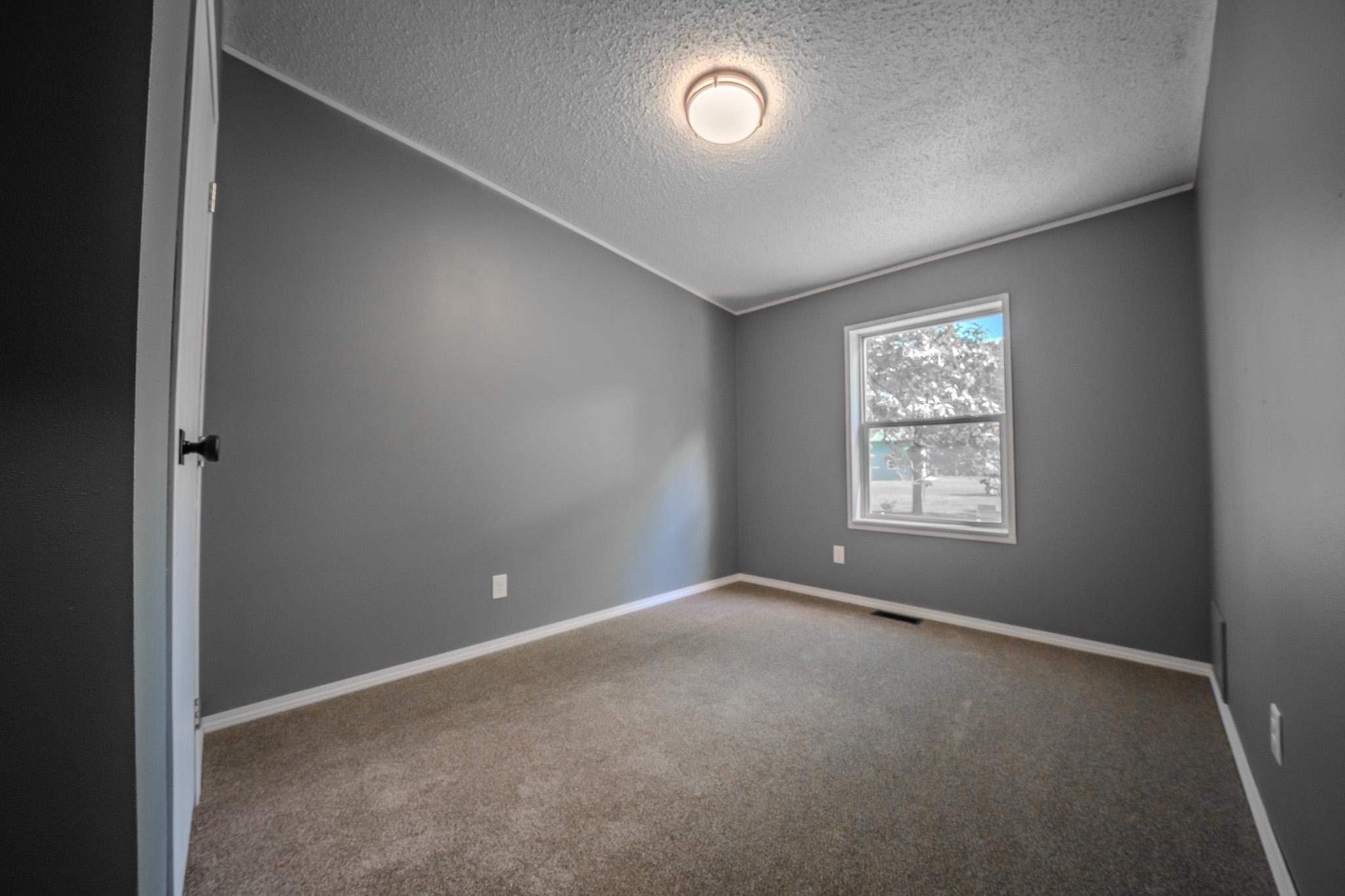 21852 Ginger Road Property Photo 15