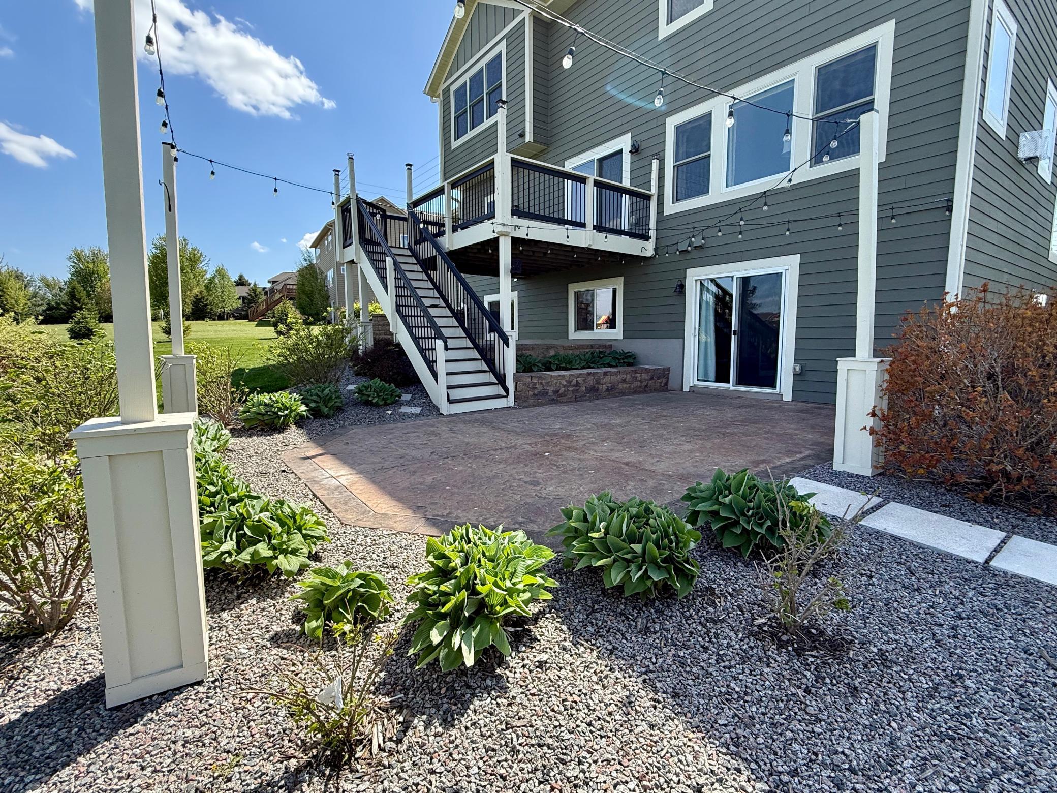 15315 Elm Court Property Photo 6