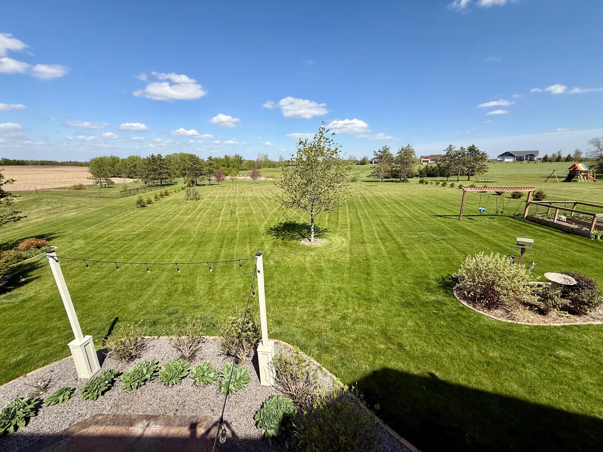 15315 Elm Court Property Photo 8