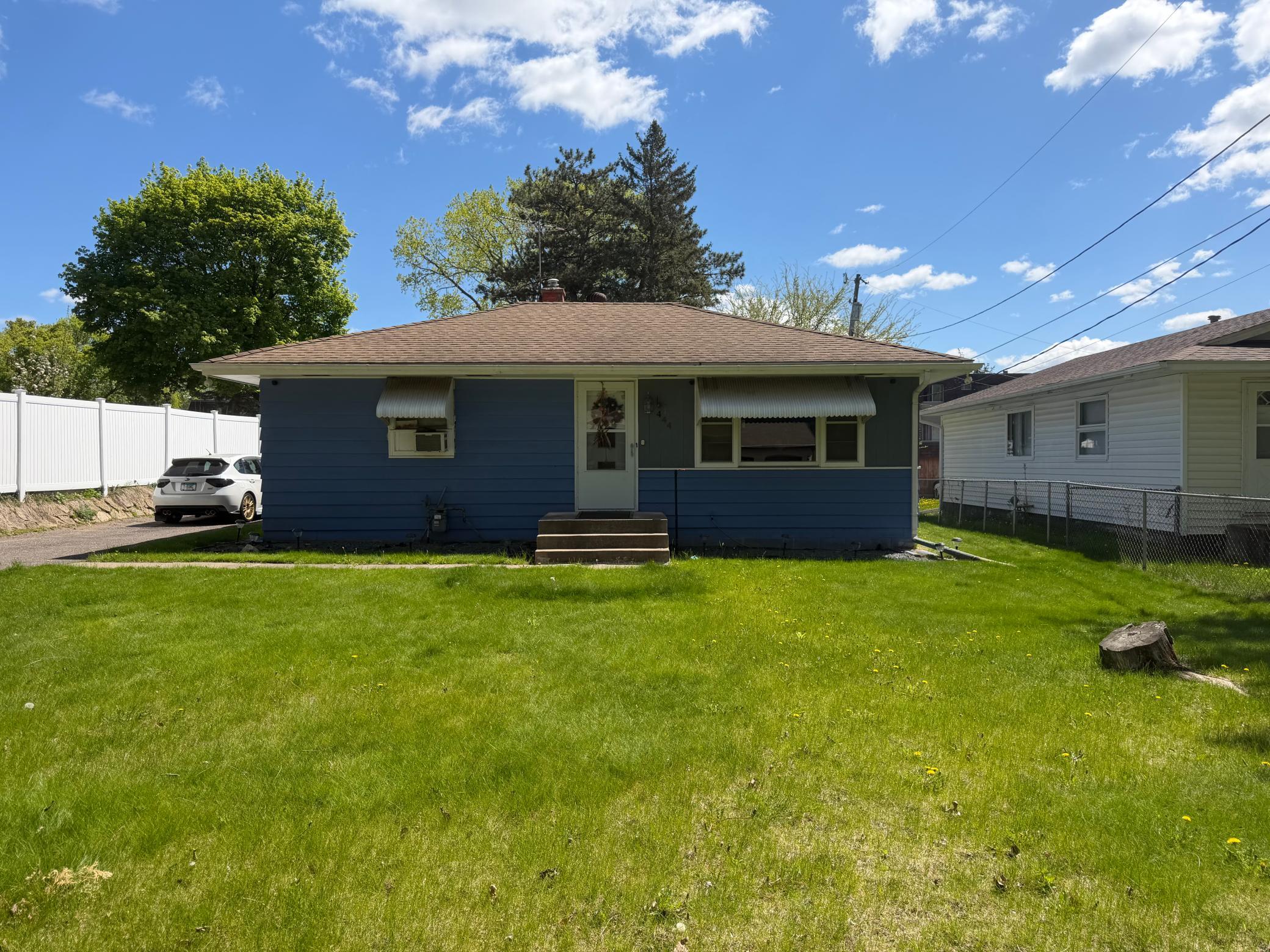 444 Van Dyke Street