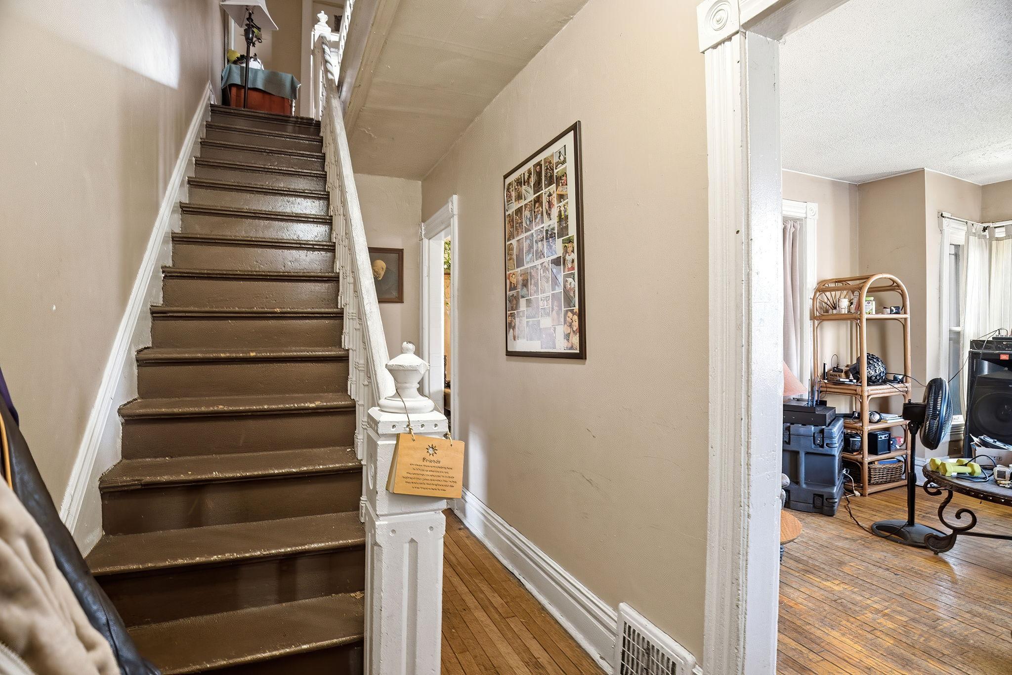 682 4th Street E Property Photo 4