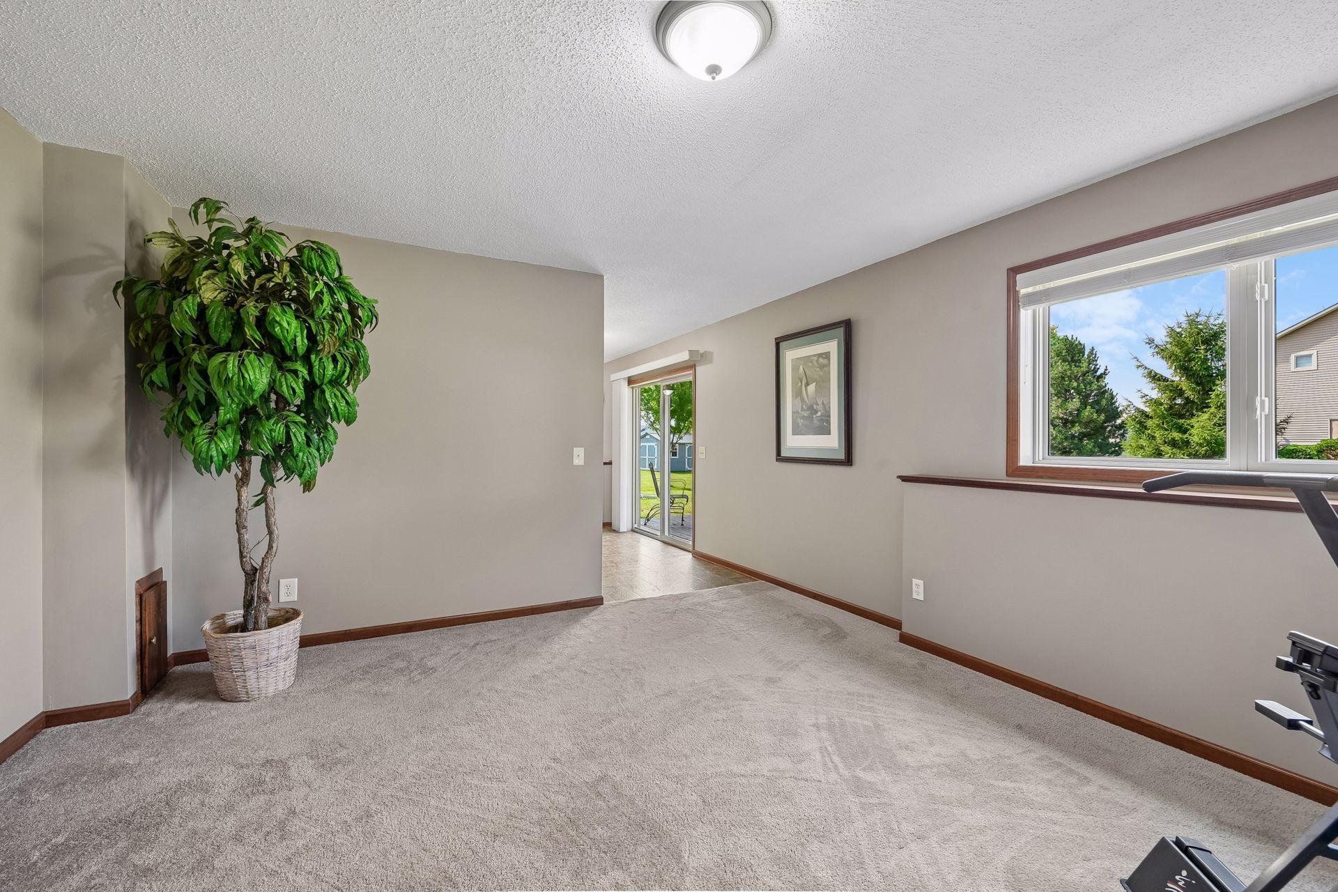 2061 Cobblestone Drive Property Photo 33
