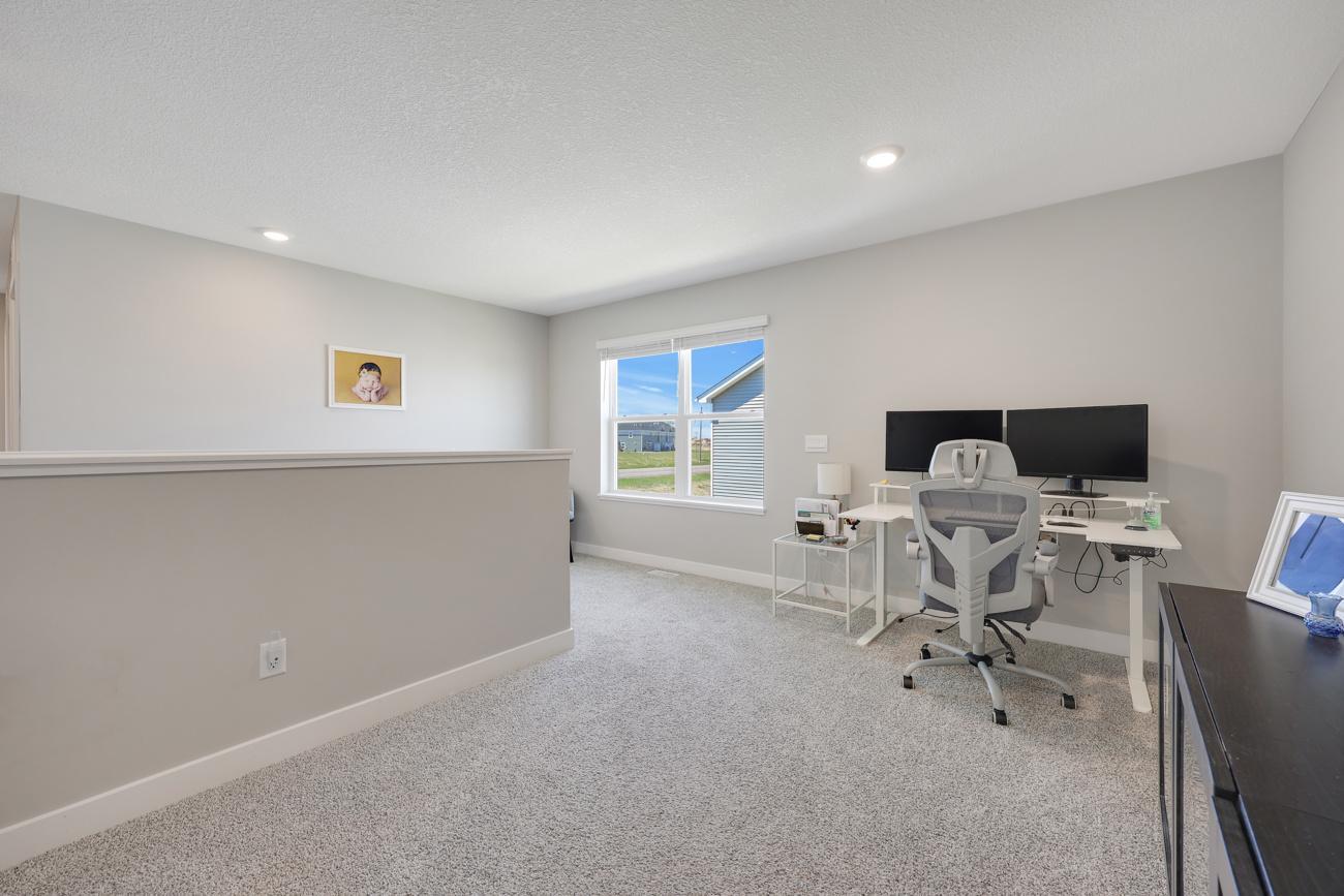 23261 Ashbury Drive Property Photo 13