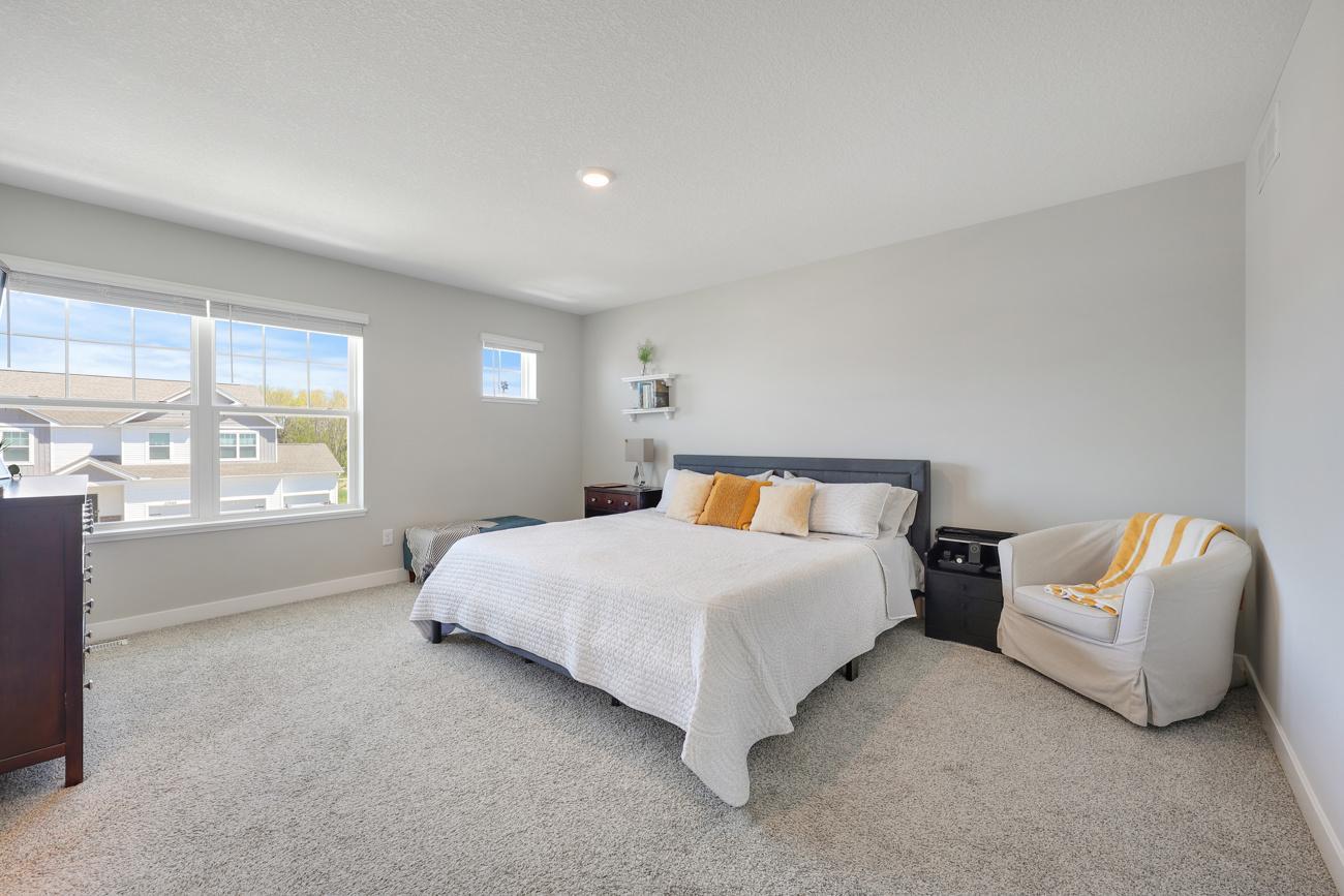 23261 Ashbury Drive Property Photo 14