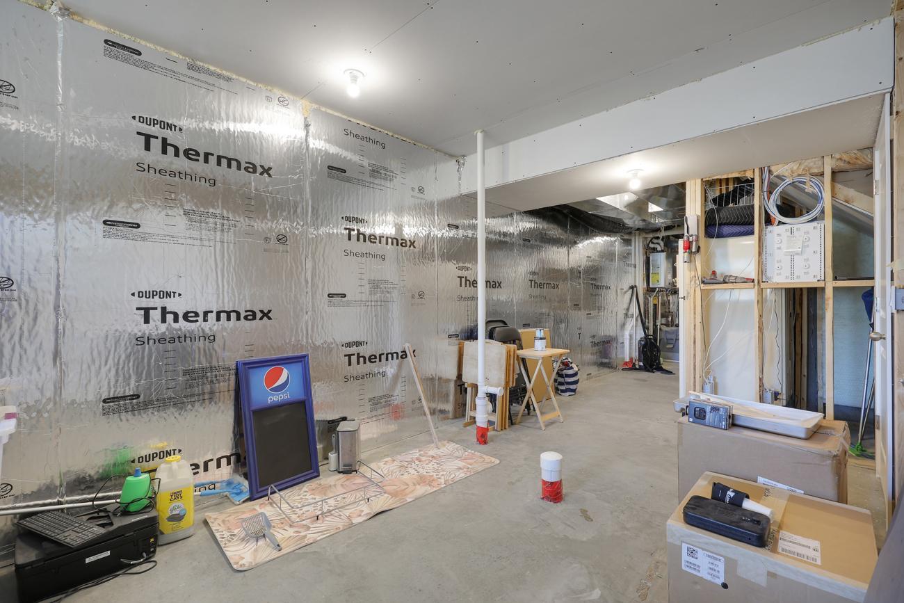 23261 Ashbury Drive Property Photo 25