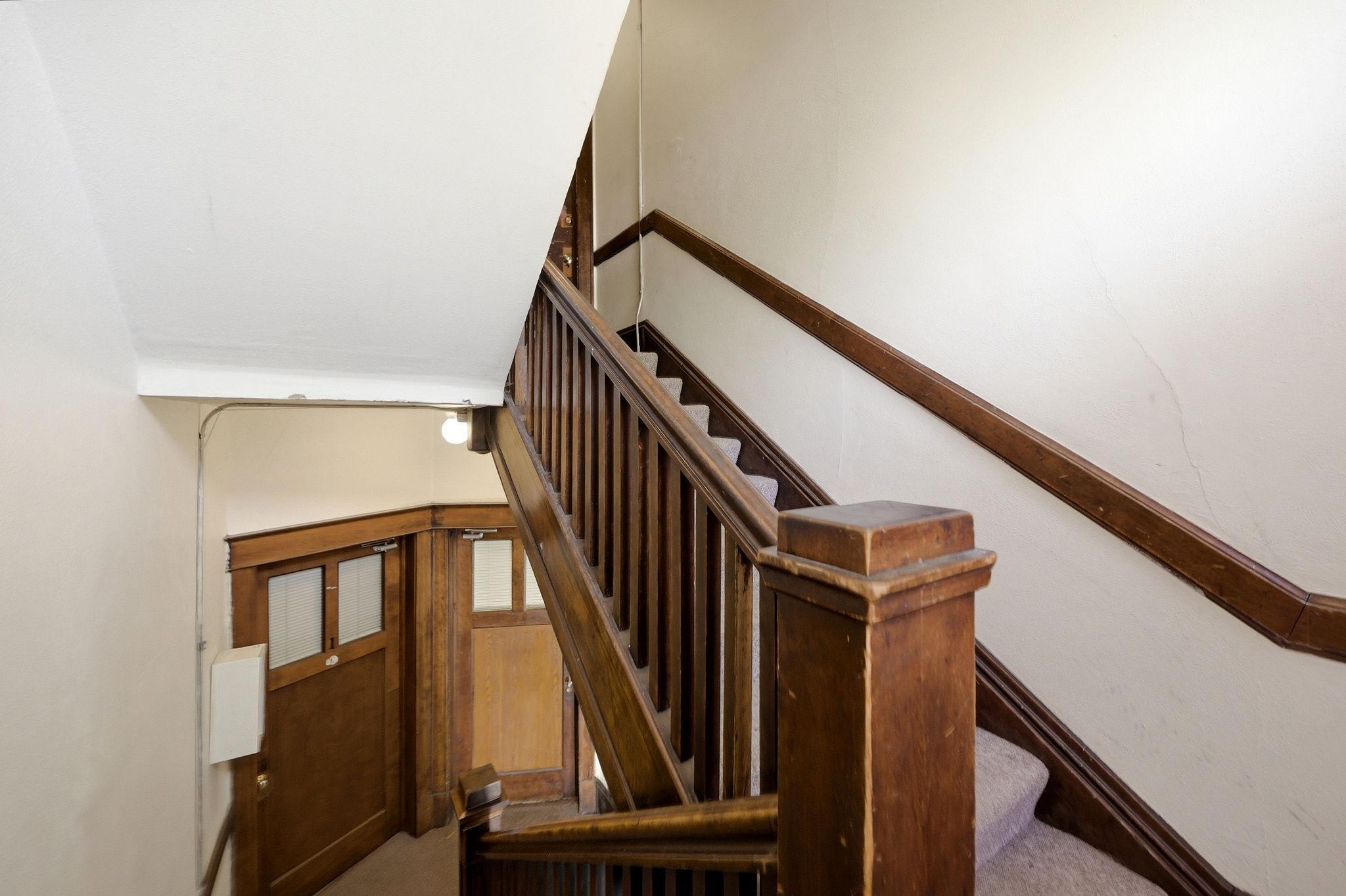 732 Marshall Avenue Property Photo 5