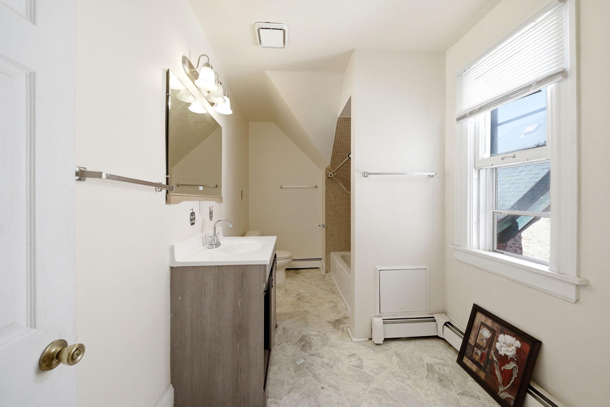 732 Marshall Avenue Property Photo 17