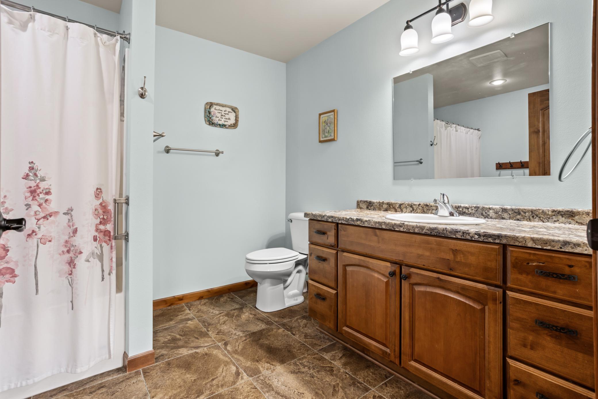 2314 Westgate Drive Property Photo 16