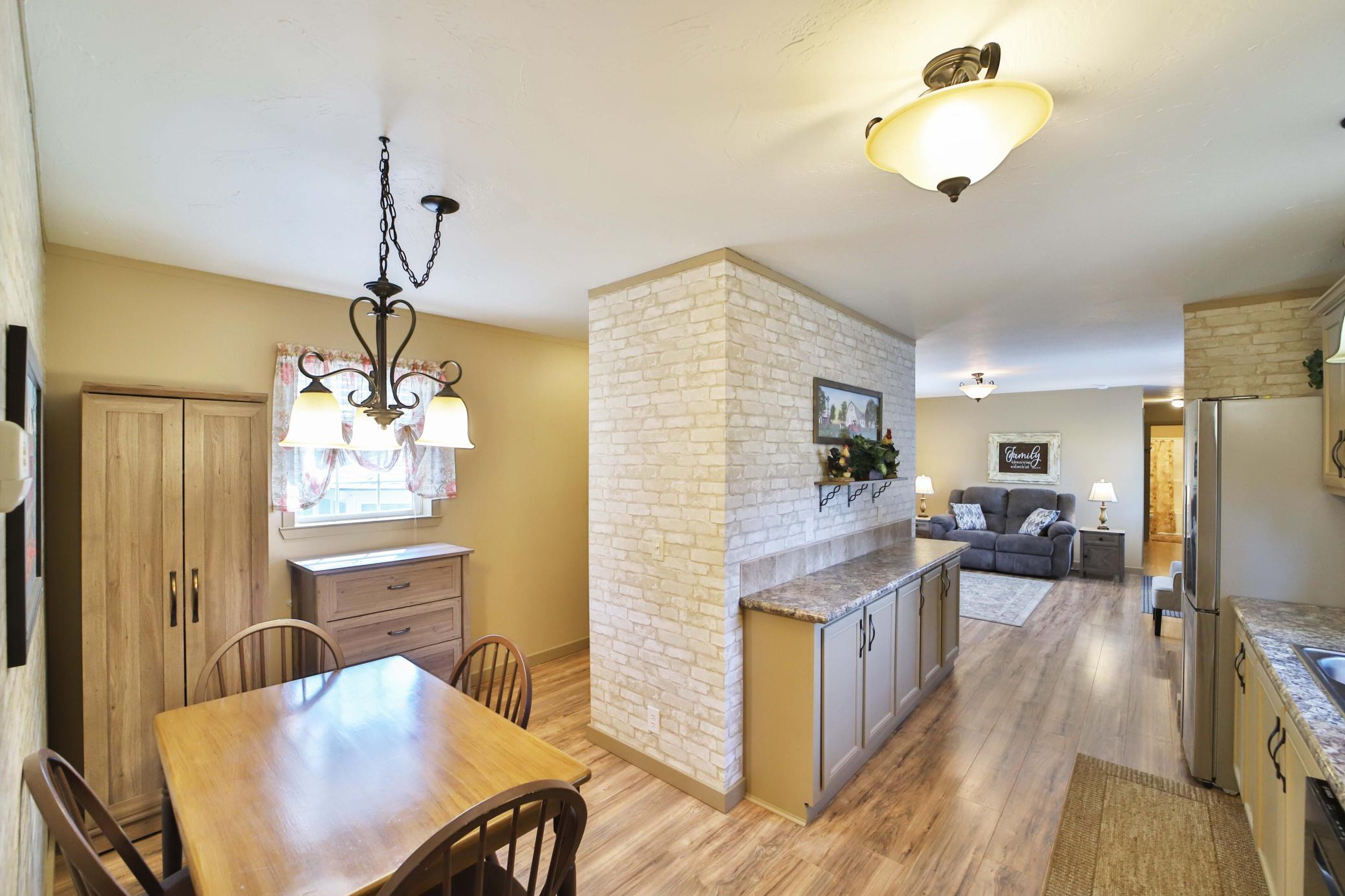 9188 Estate Circle Property Photo 11