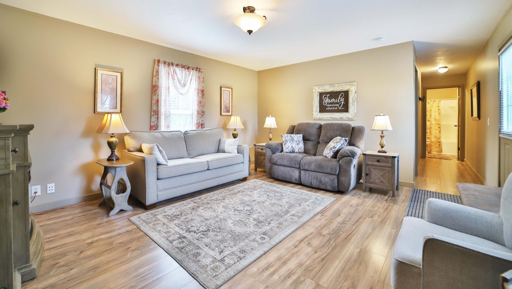 9188 Estate Circle Property Photo 12