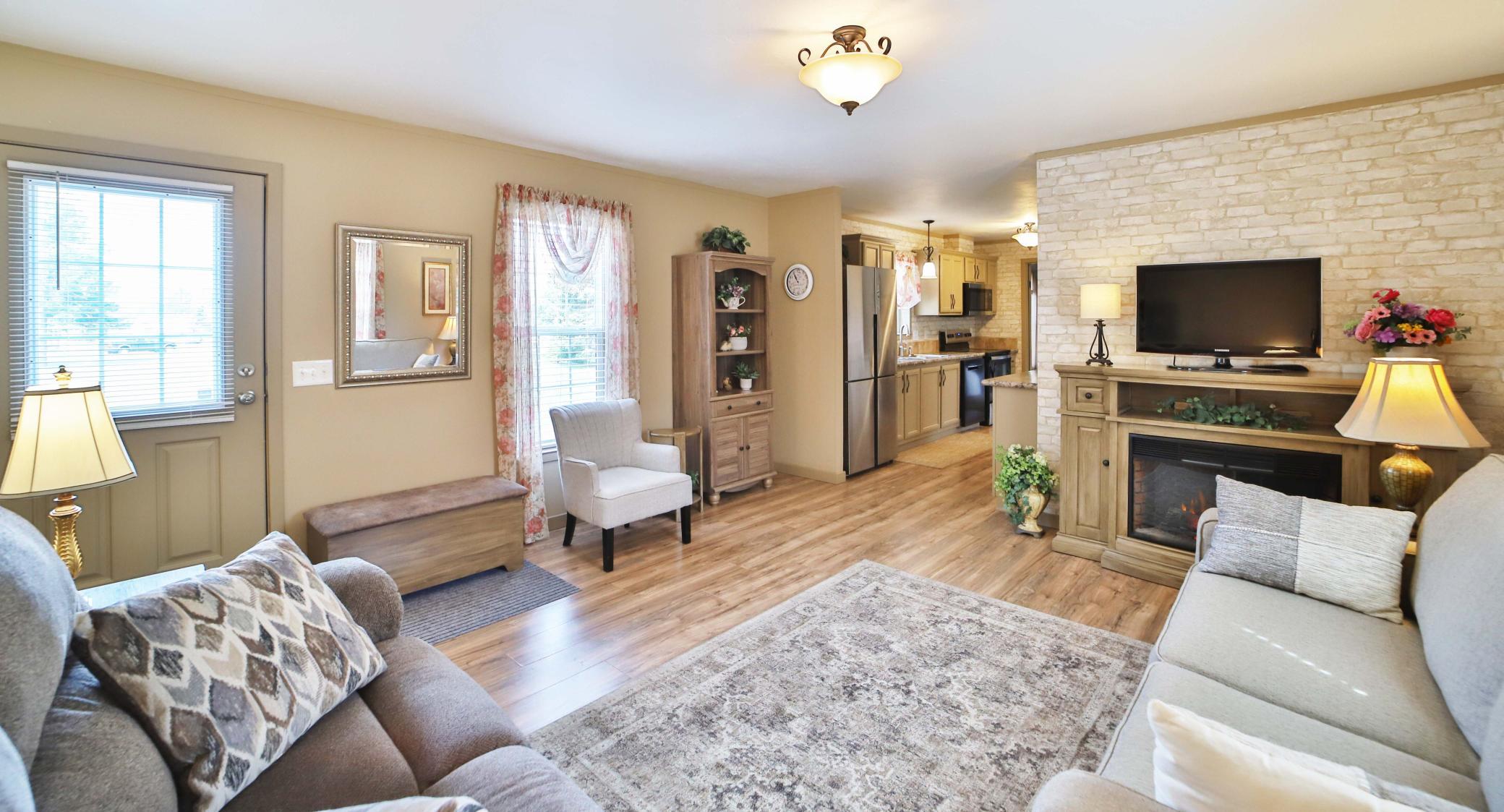 9188 Estate Circle Property Photo 14