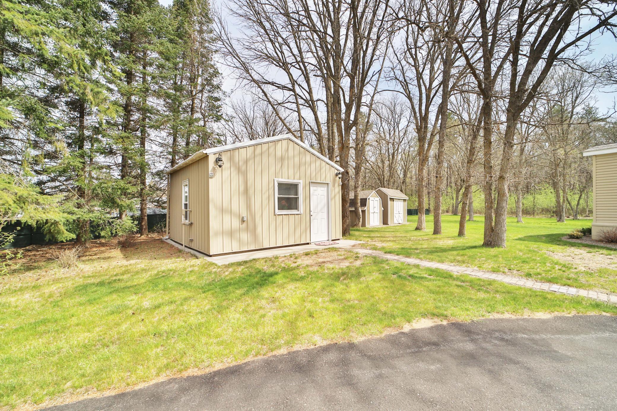 9188 Estate Circle Property Photo 34