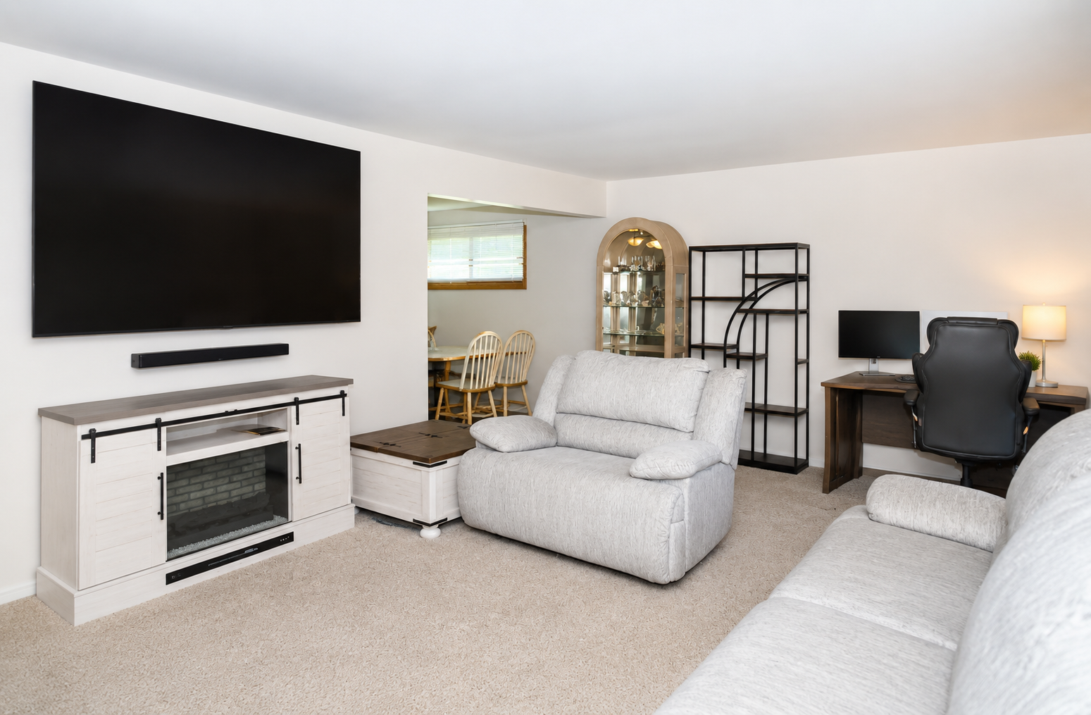 320 Michigan Avenue W Property Photo 7