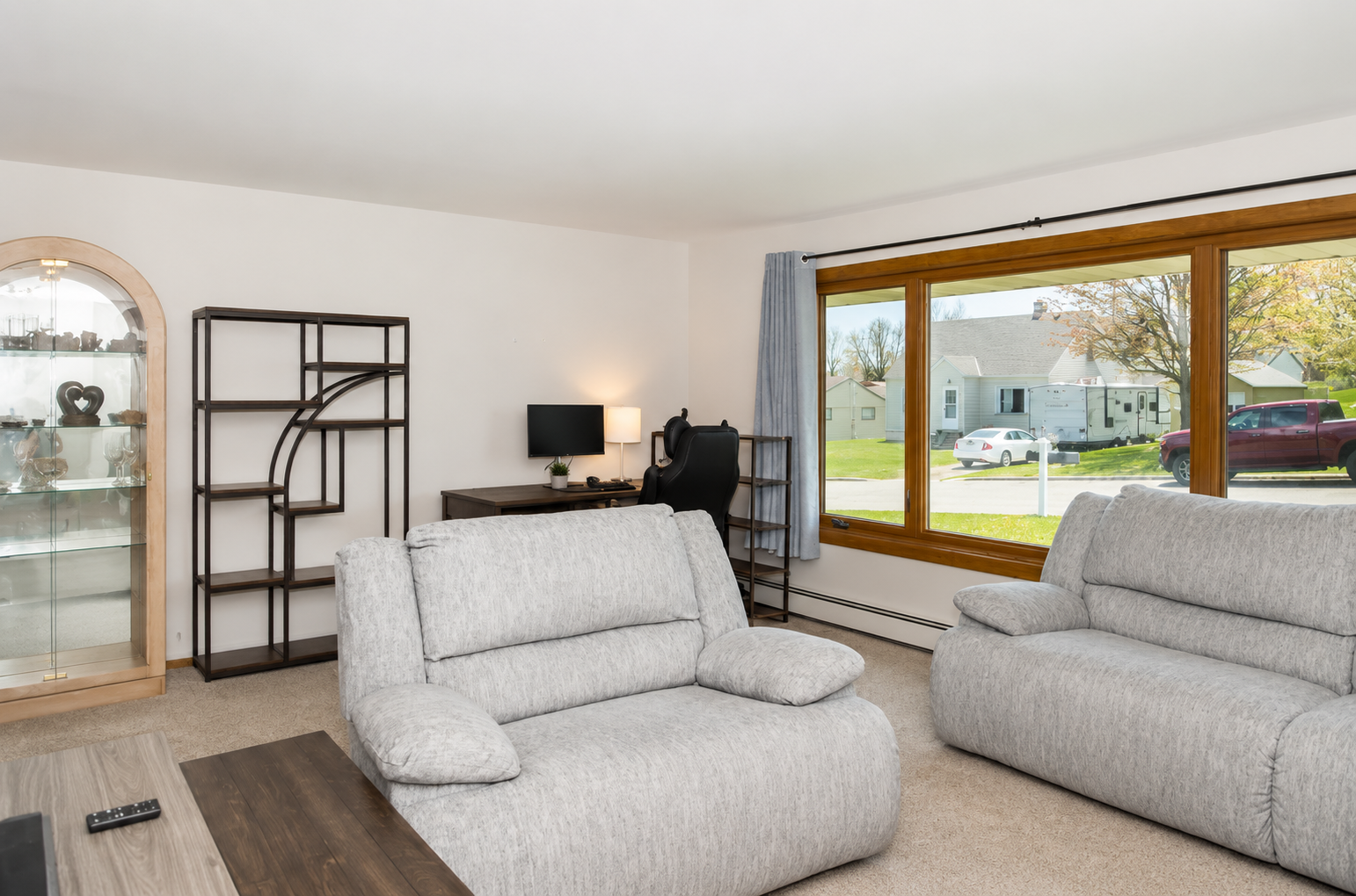 320 Michigan Avenue W Property Photo 9