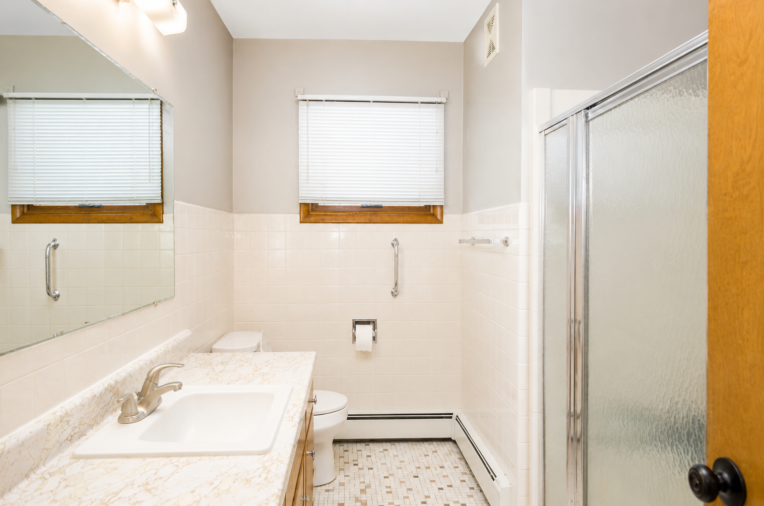 320 Michigan Avenue W Property Photo 12