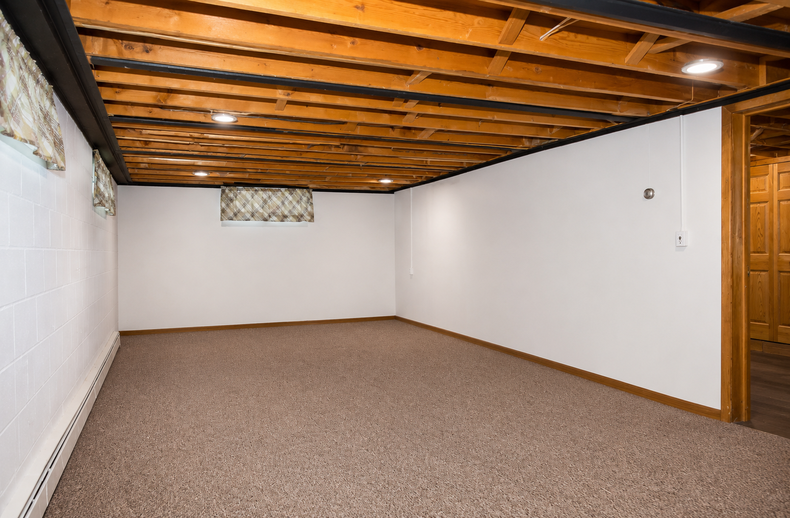 320 Michigan Avenue W Property Photo 21