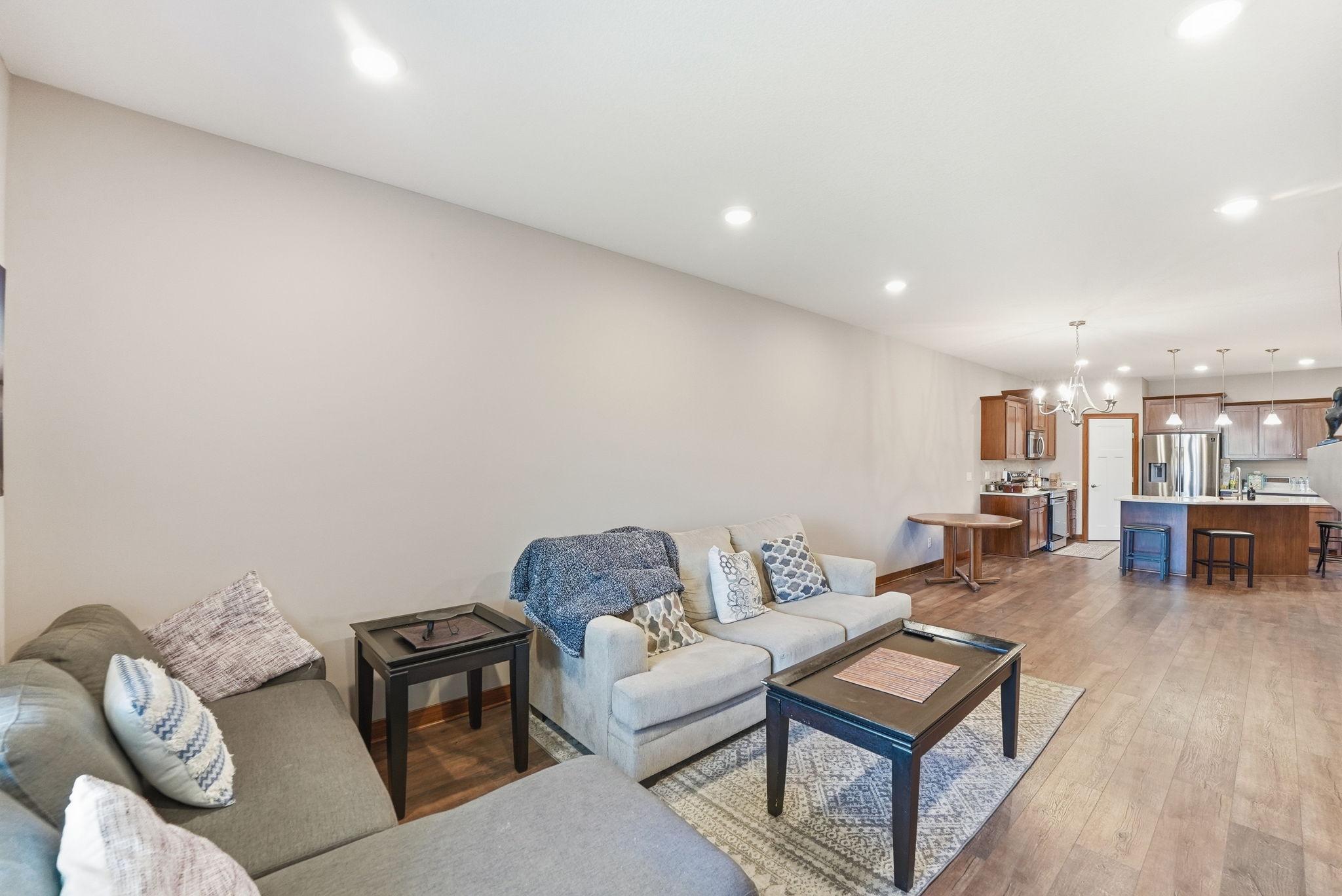 8011 Winfield Road Property Photo 11