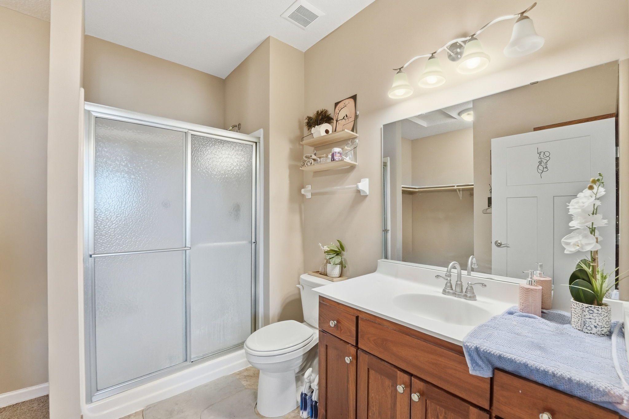8011 Winfield Road Property Photo 14
