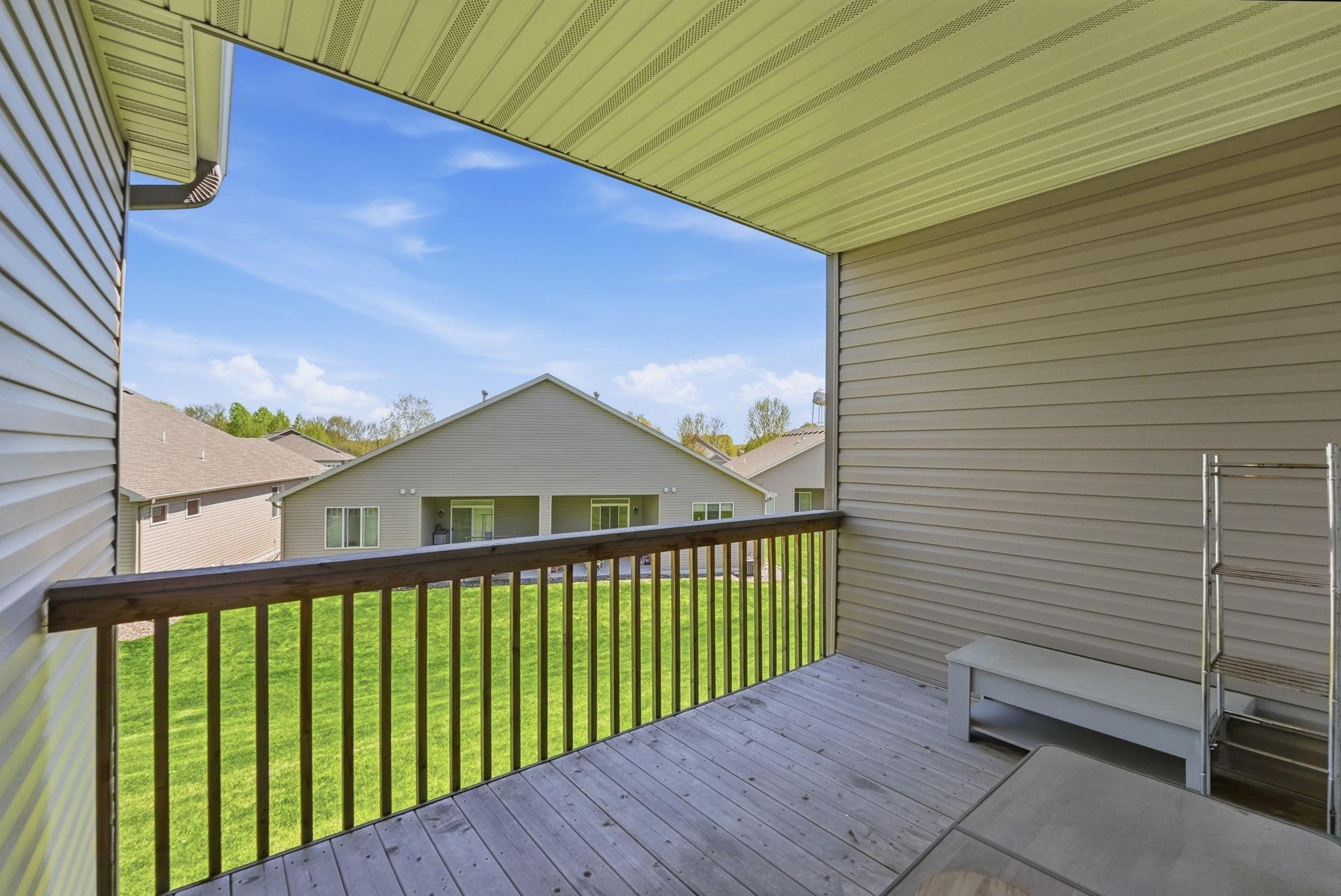 8011 Winfield Road Property Photo 21