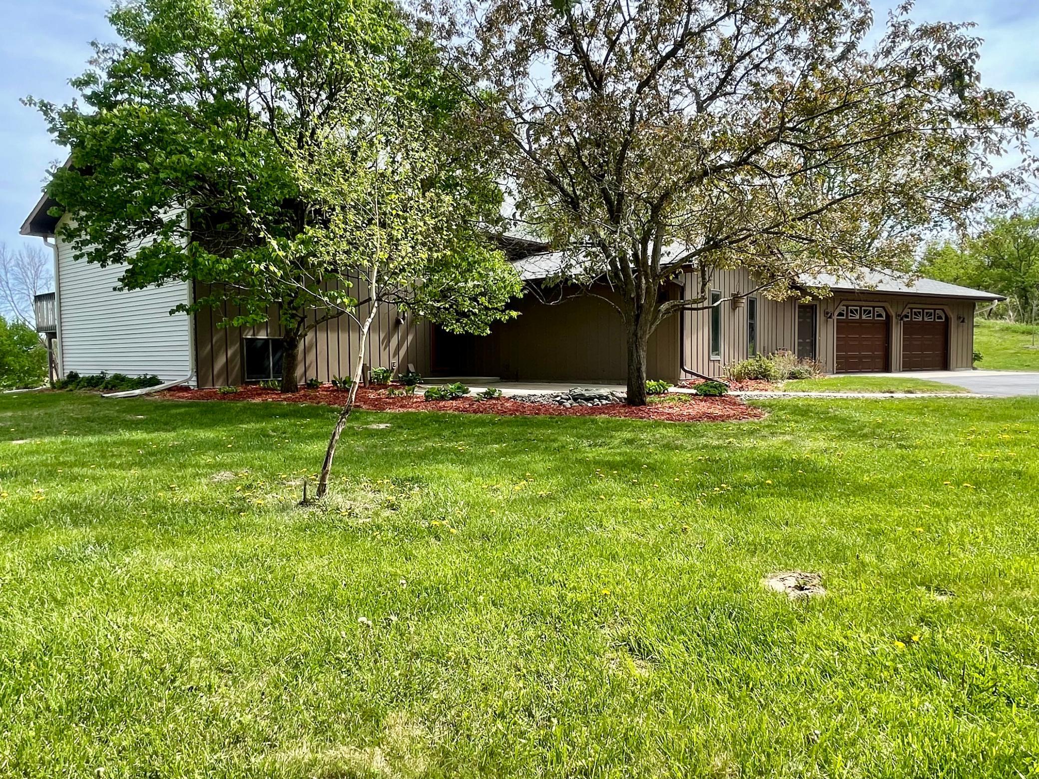 170 6th Lane Ne Property Photo 1