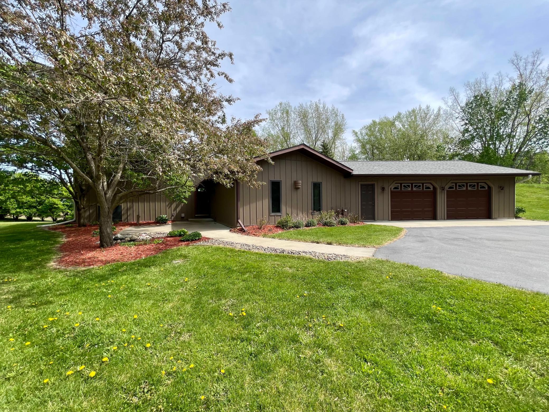 170 6th Lane Ne Property Photo 4