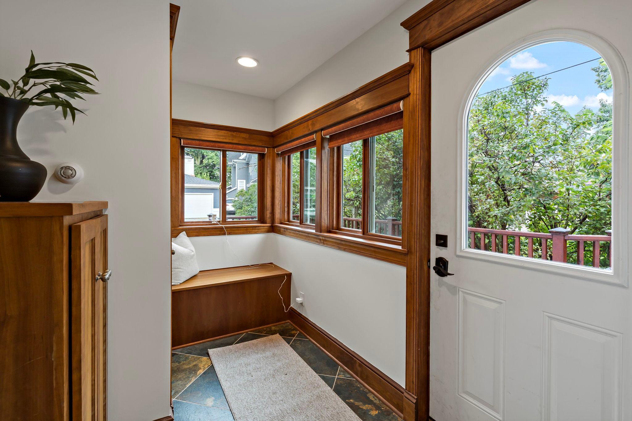 2824 Irving Avenue S Property Photo 13