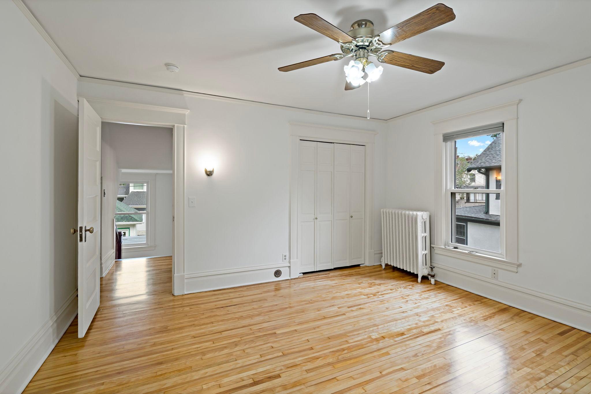 2824 Irving Avenue S Property Photo 18
