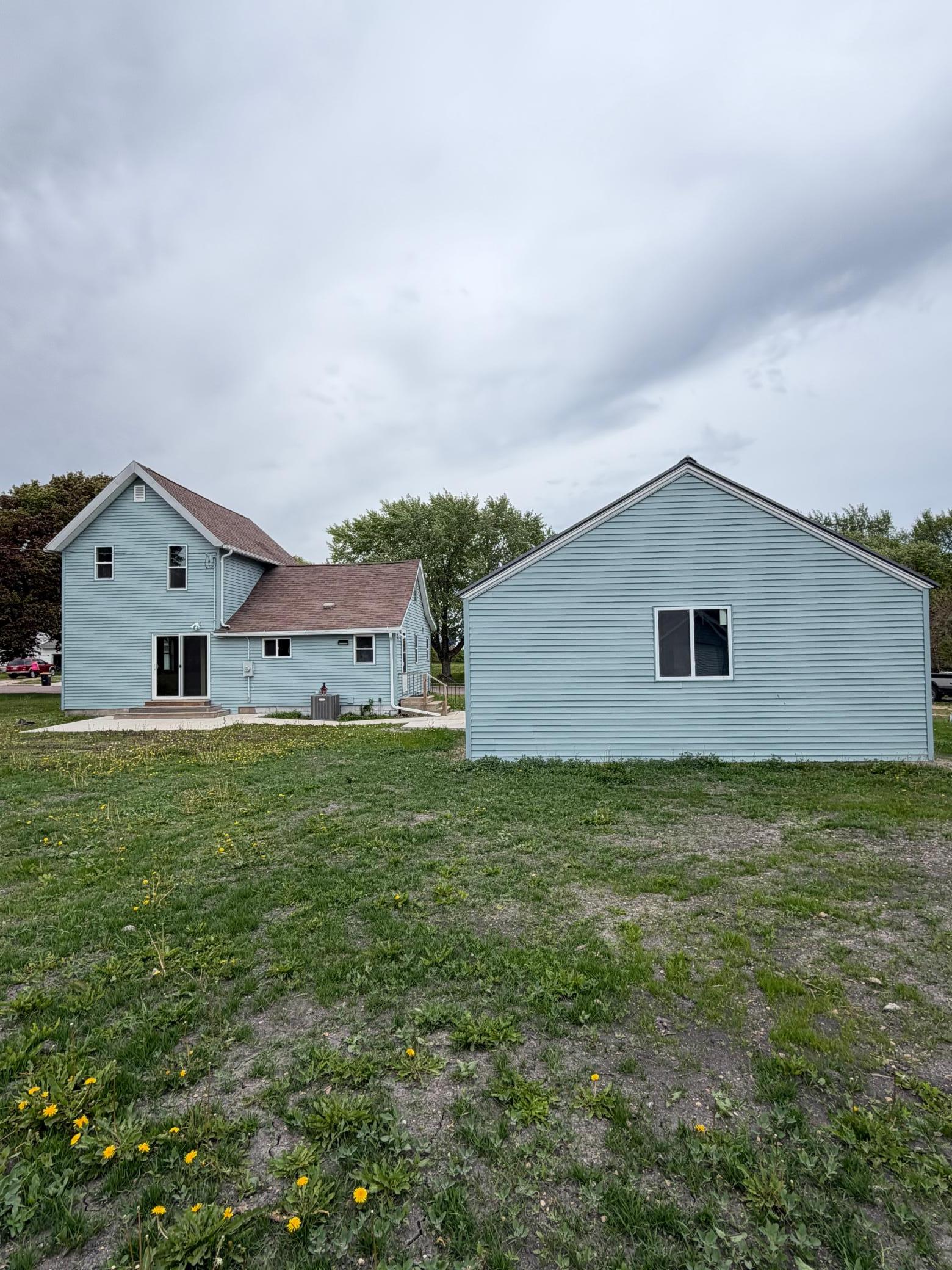 506 E Mondale Street Property Photo 3