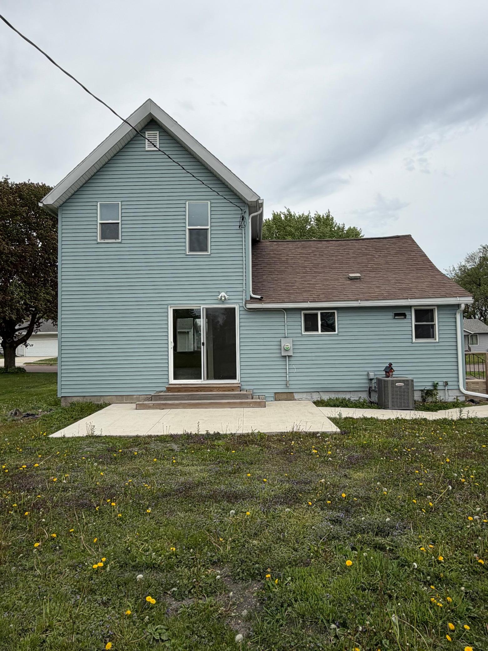 506 E Mondale Street Property Photo 4