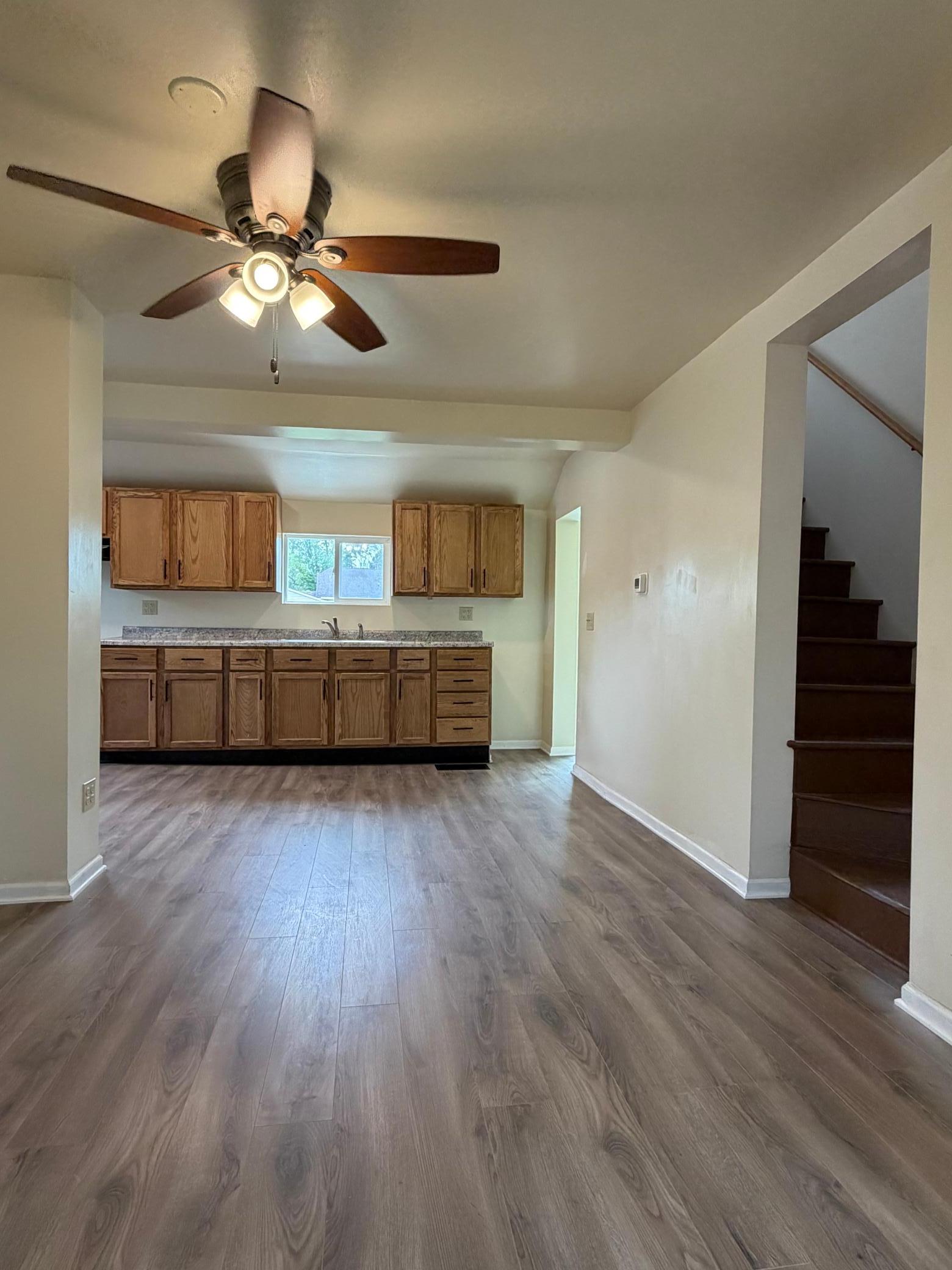 506 E Mondale Street Property Photo 11