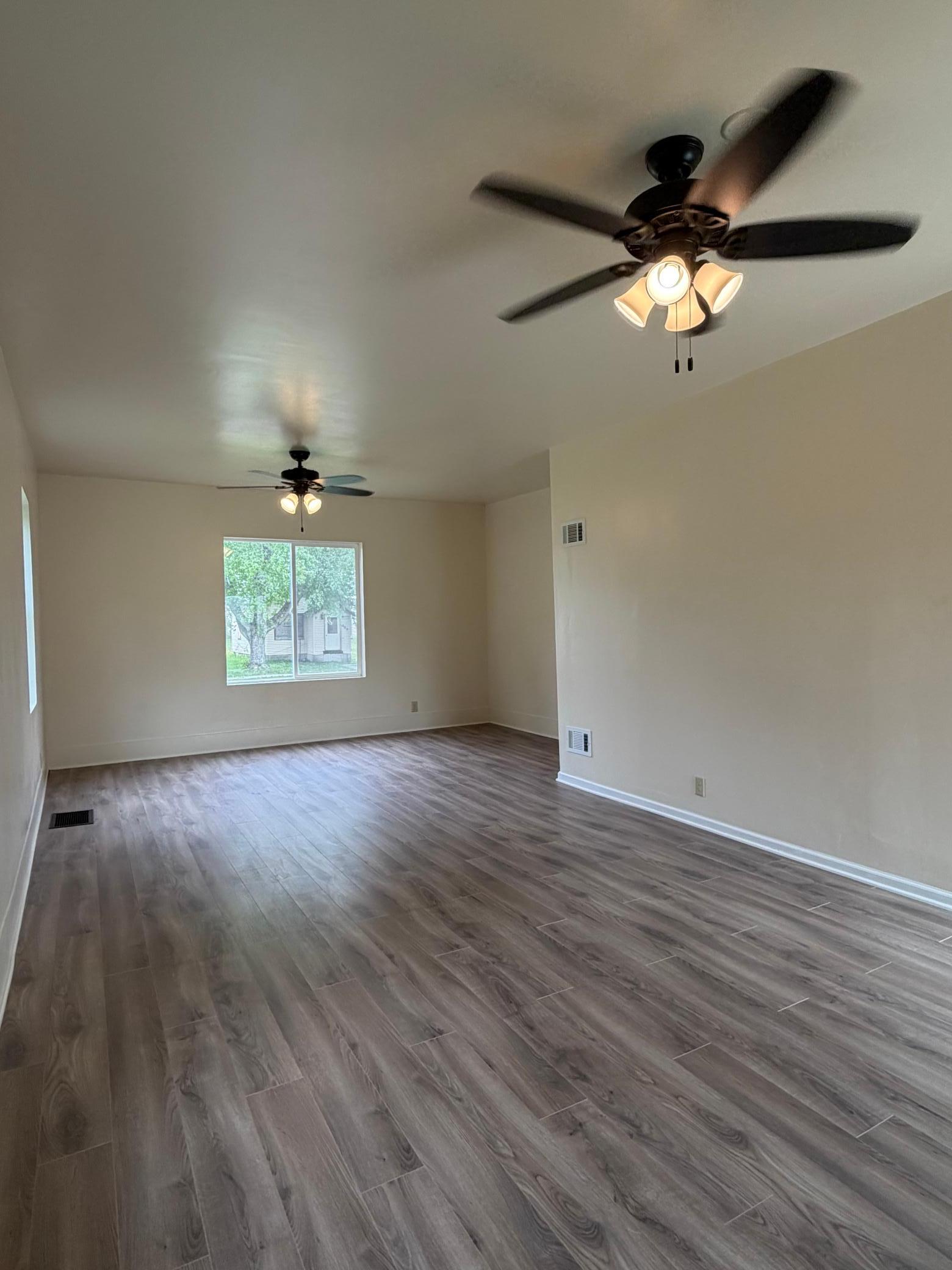 506 E Mondale Street Property Photo 18