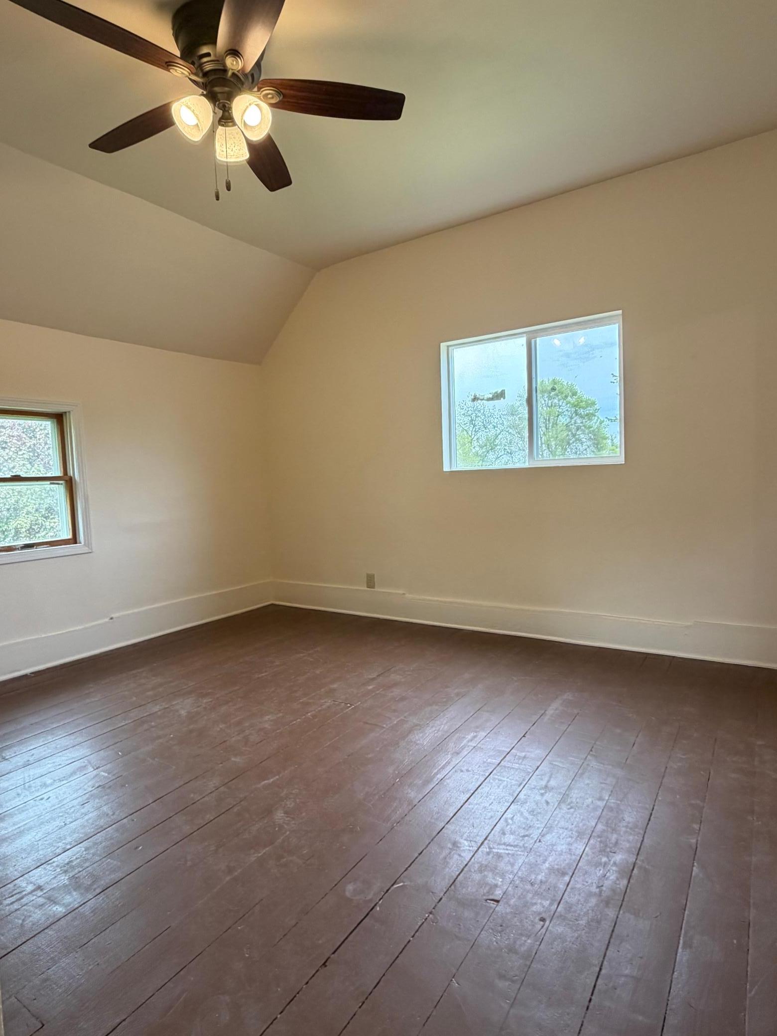 506 E Mondale Street Property Photo 19