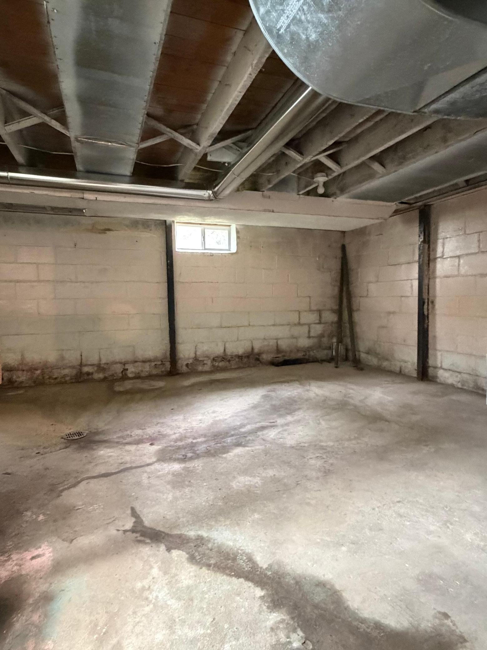 506 E Mondale Street Property Photo 24