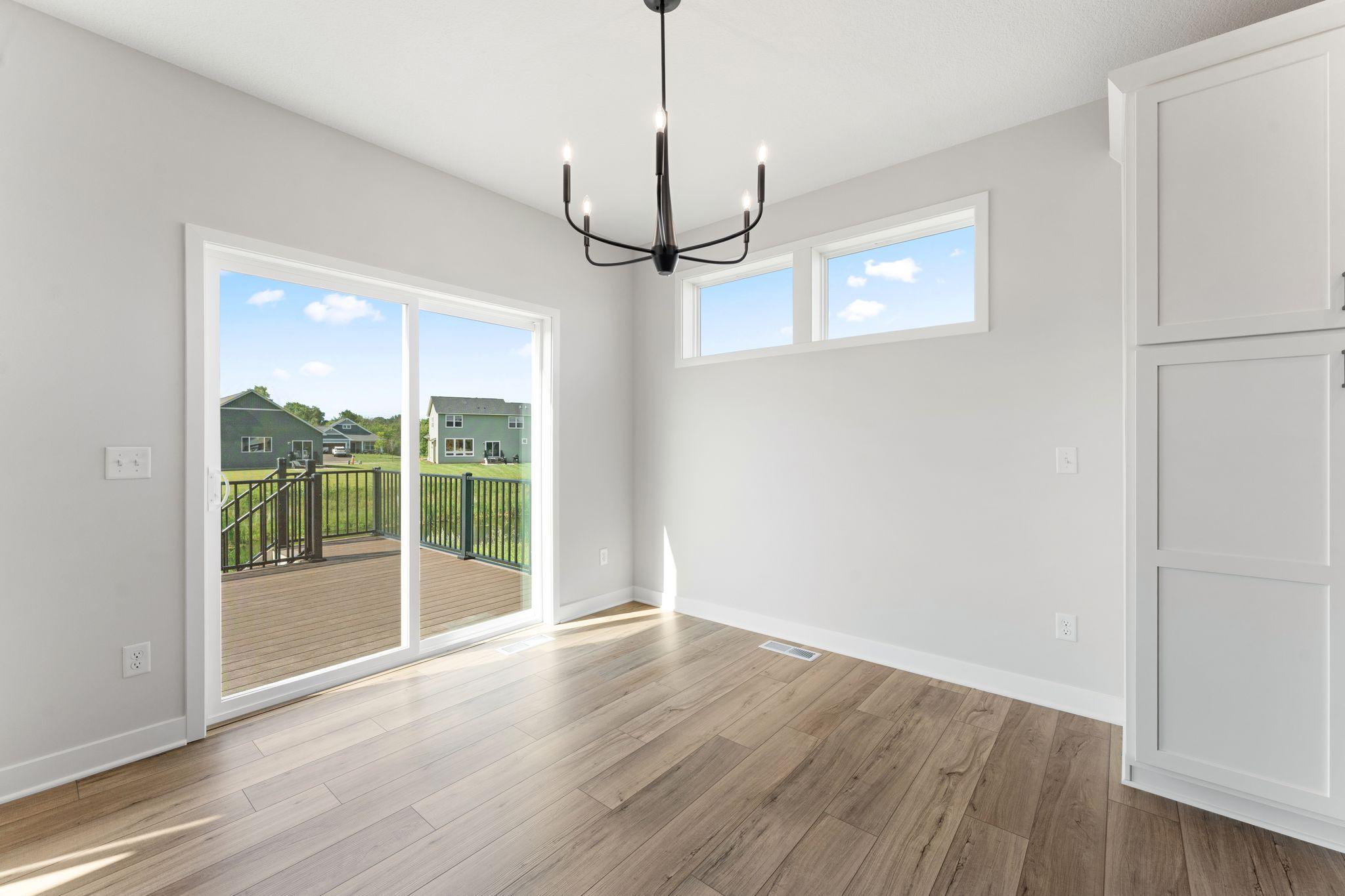 1566 Applegate Road Property Photo 23