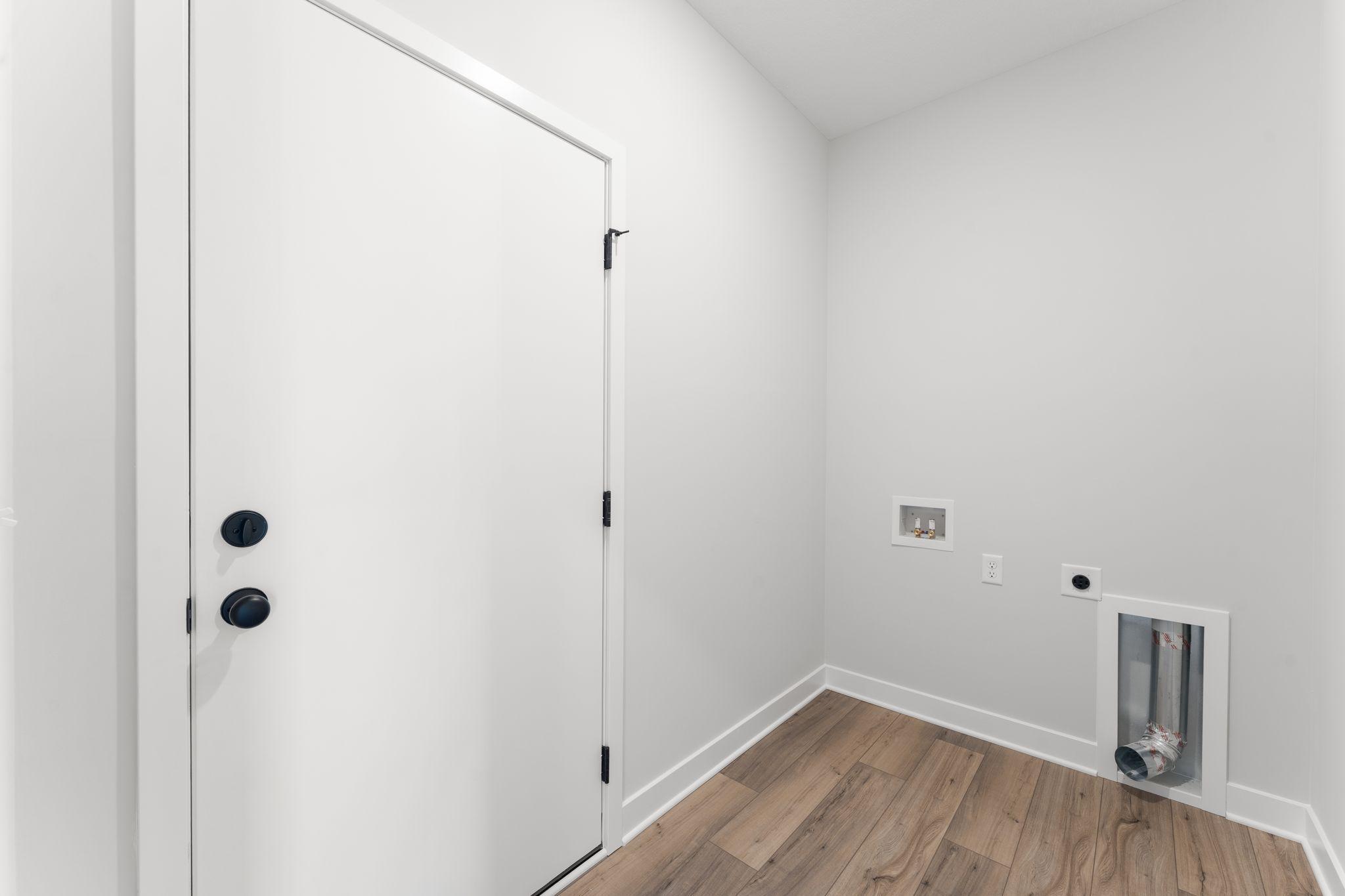 1566 Applegate Road Property Photo 37