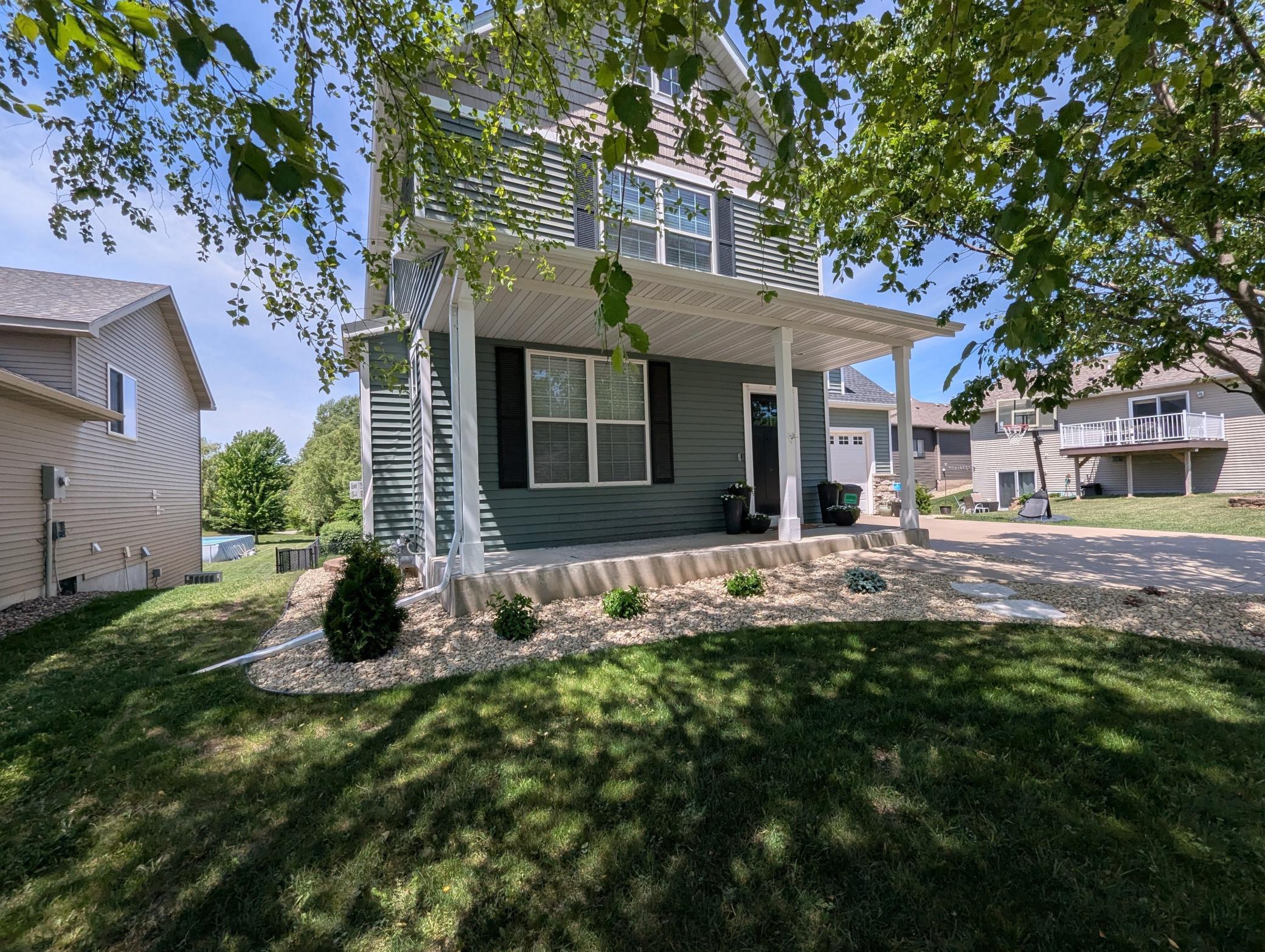 1411 Century Point Lane Ne Property Photo 6
