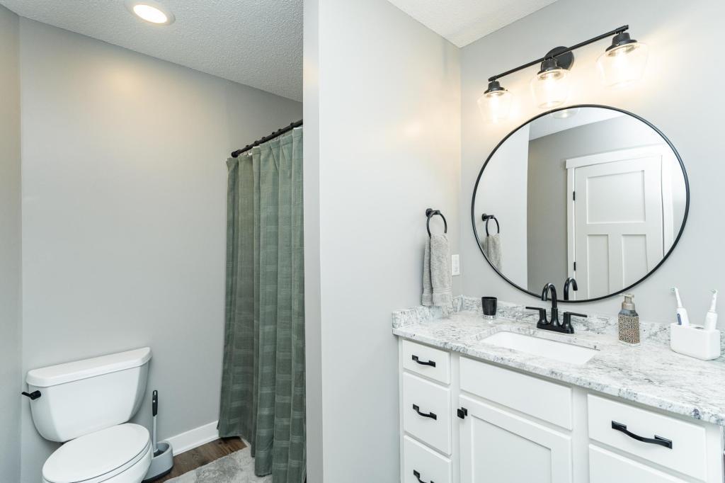 1411 Century Point Lane Ne Property Photo 23