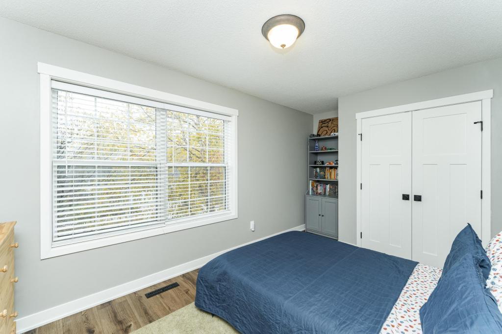 1411 Century Point Lane Ne Property Photo 28